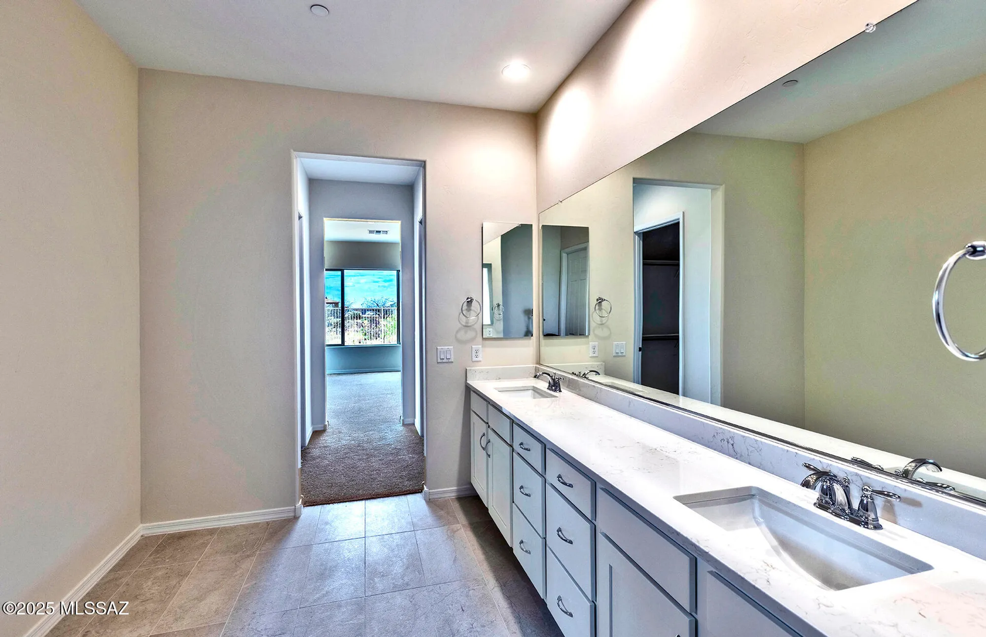 Property Slideshow image 28 of 33 | 8257 s silver oak dr, Tucson, AZ, 85747