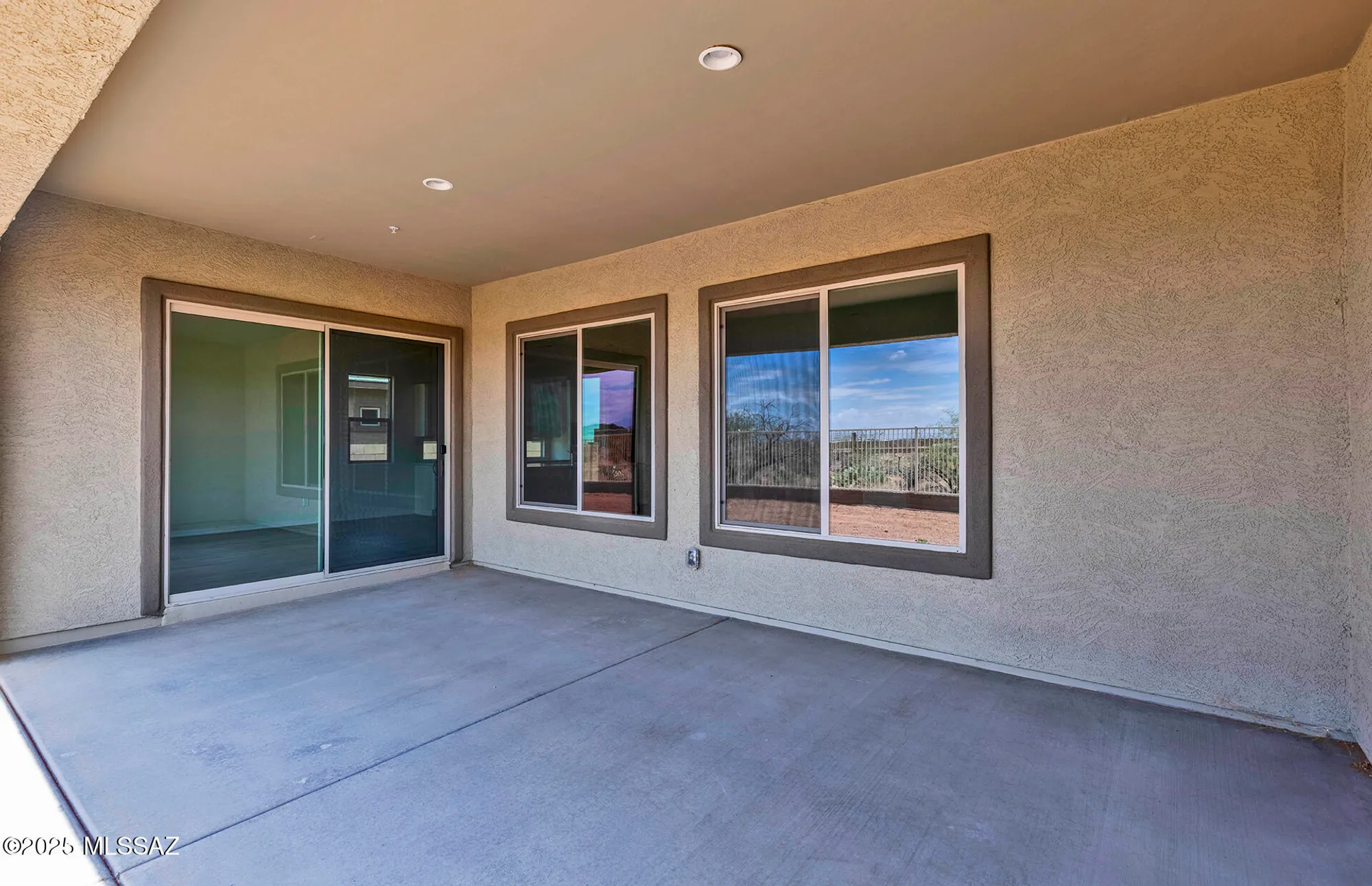 Property Slideshow image 30 of 33 | 8257 s silver oak dr, Tucson, AZ, 85747