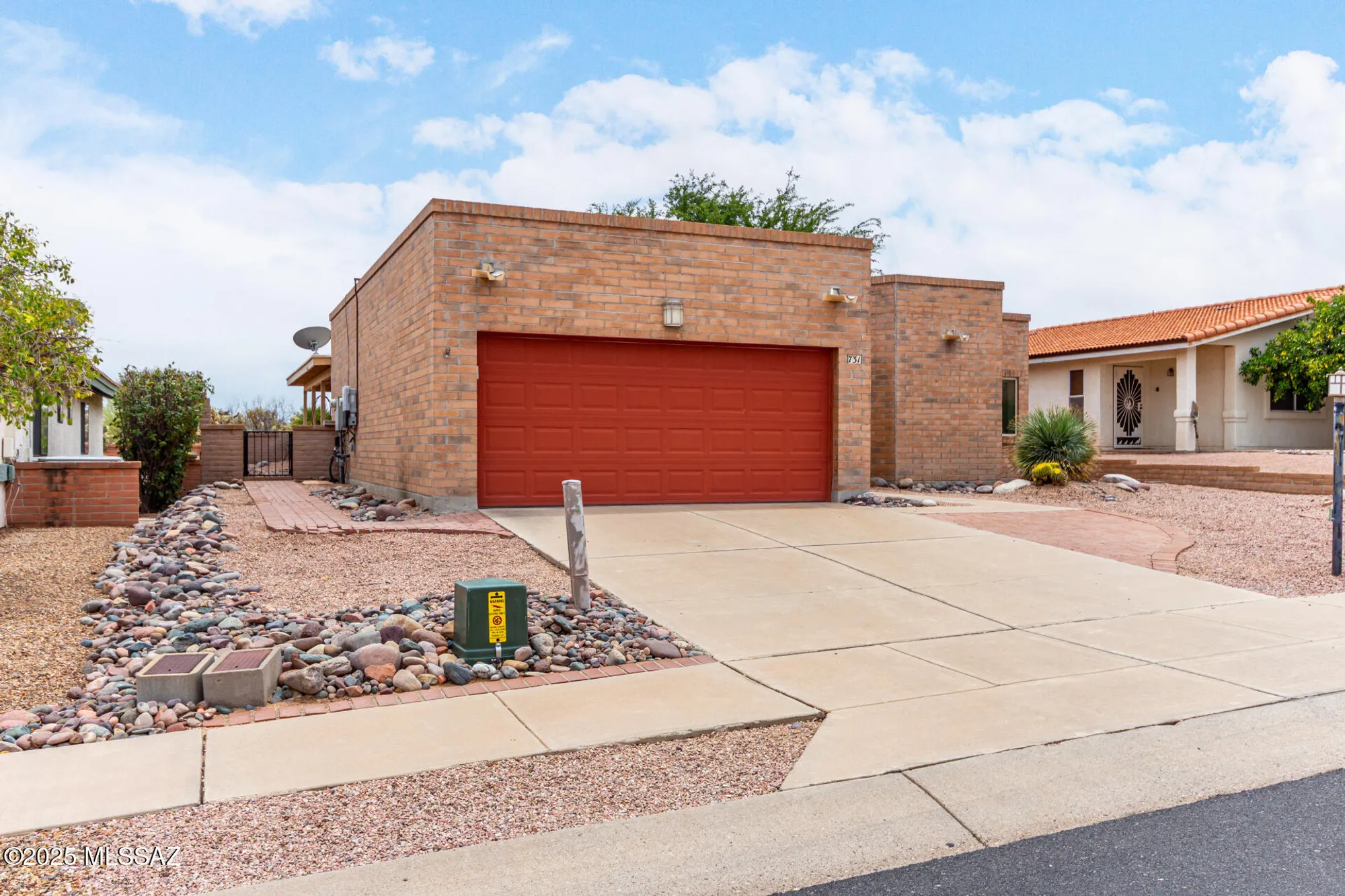 Property Slideshow image 2 of 26 | 731 w rio moctezuma, Green Valley, AZ, 85614