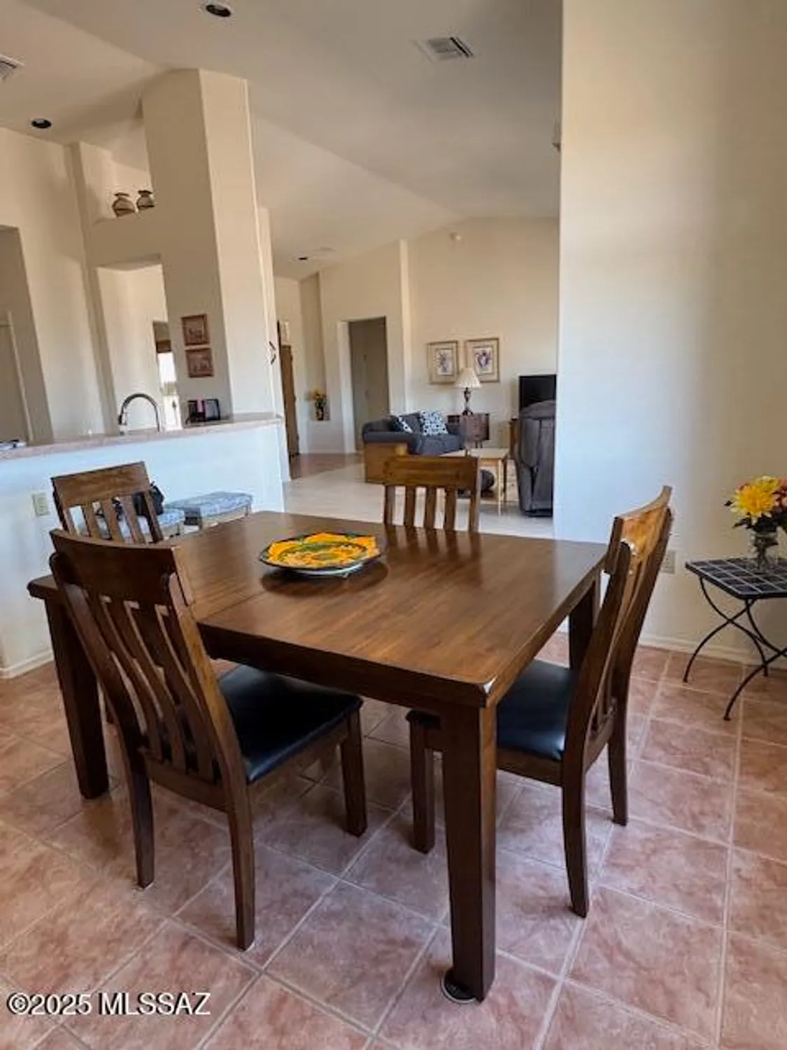 Property Slideshow image 7 of 40 | 4769 s meadow ridge dr, Green Valley, AZ, 85622