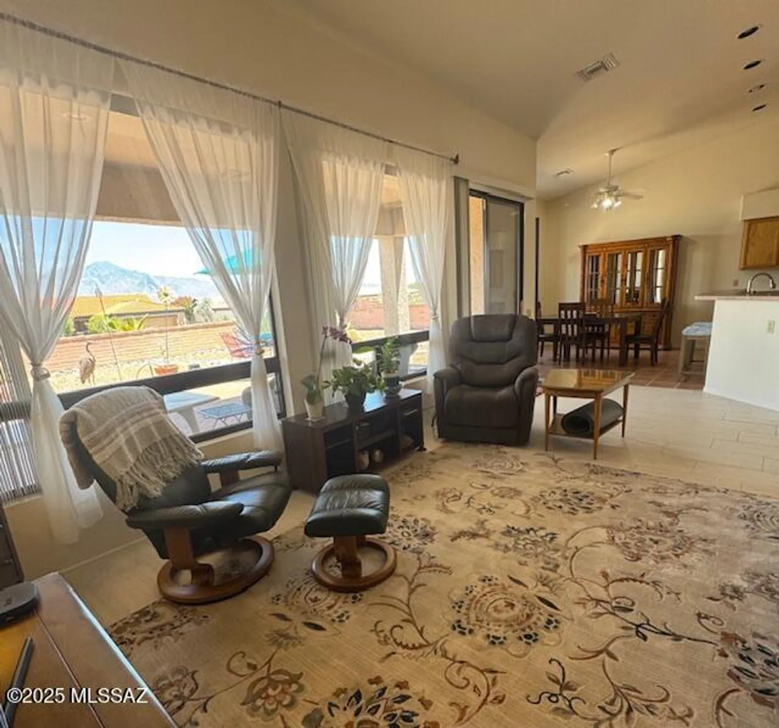 Property Slideshow image 5 of 40 | 4769 s meadow ridge dr, Green Valley, AZ, 85622