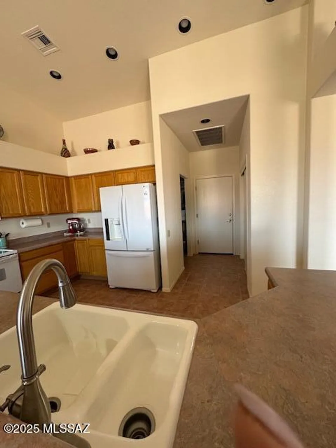 Property Slideshow image 10 of 40 | 4769 s meadow ridge dr, Green Valley, AZ, 85622