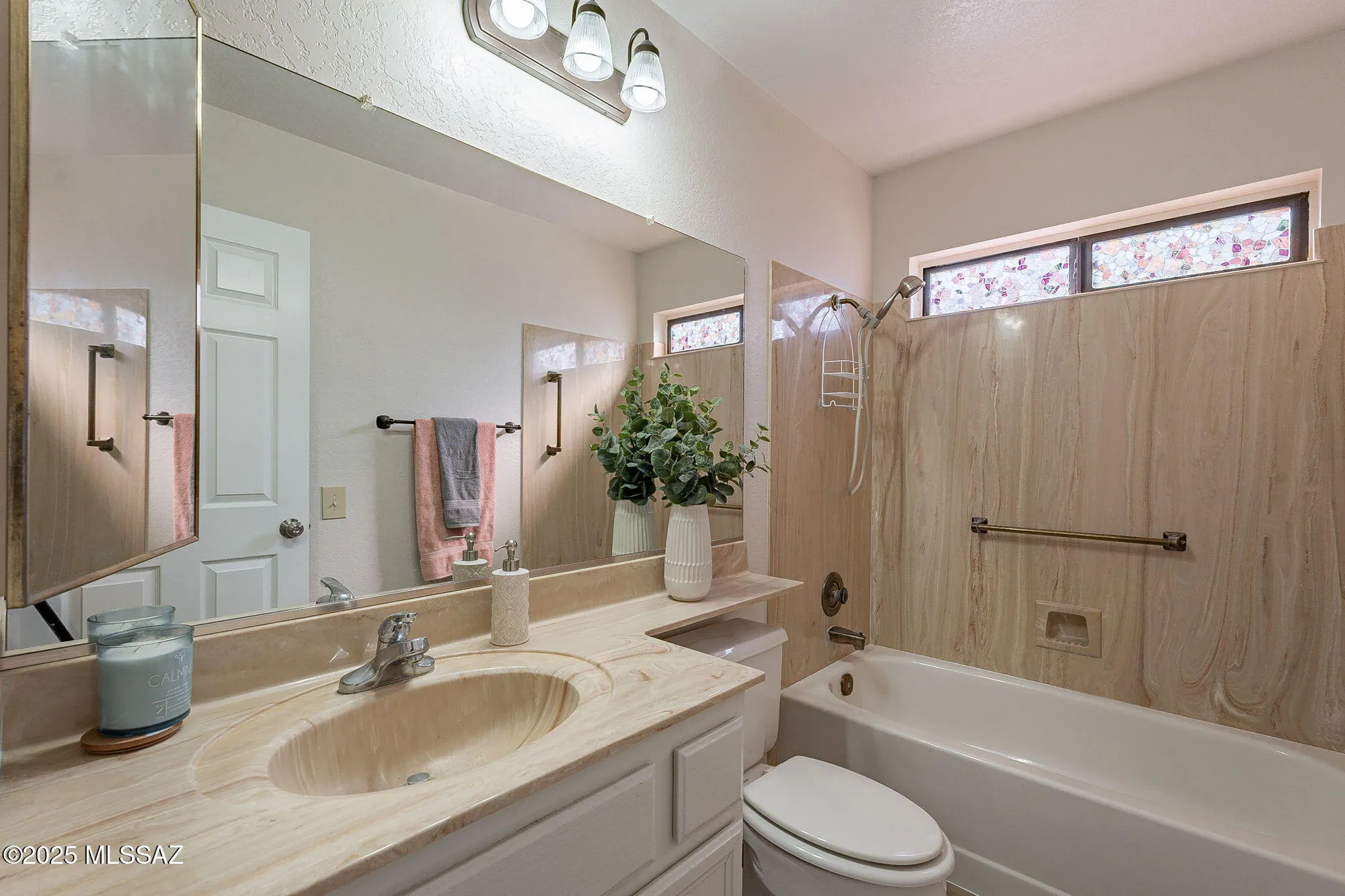 Property Slideshow image 18 of 39 | 14561 n line post ln, Oro Valley, AZ, 85755