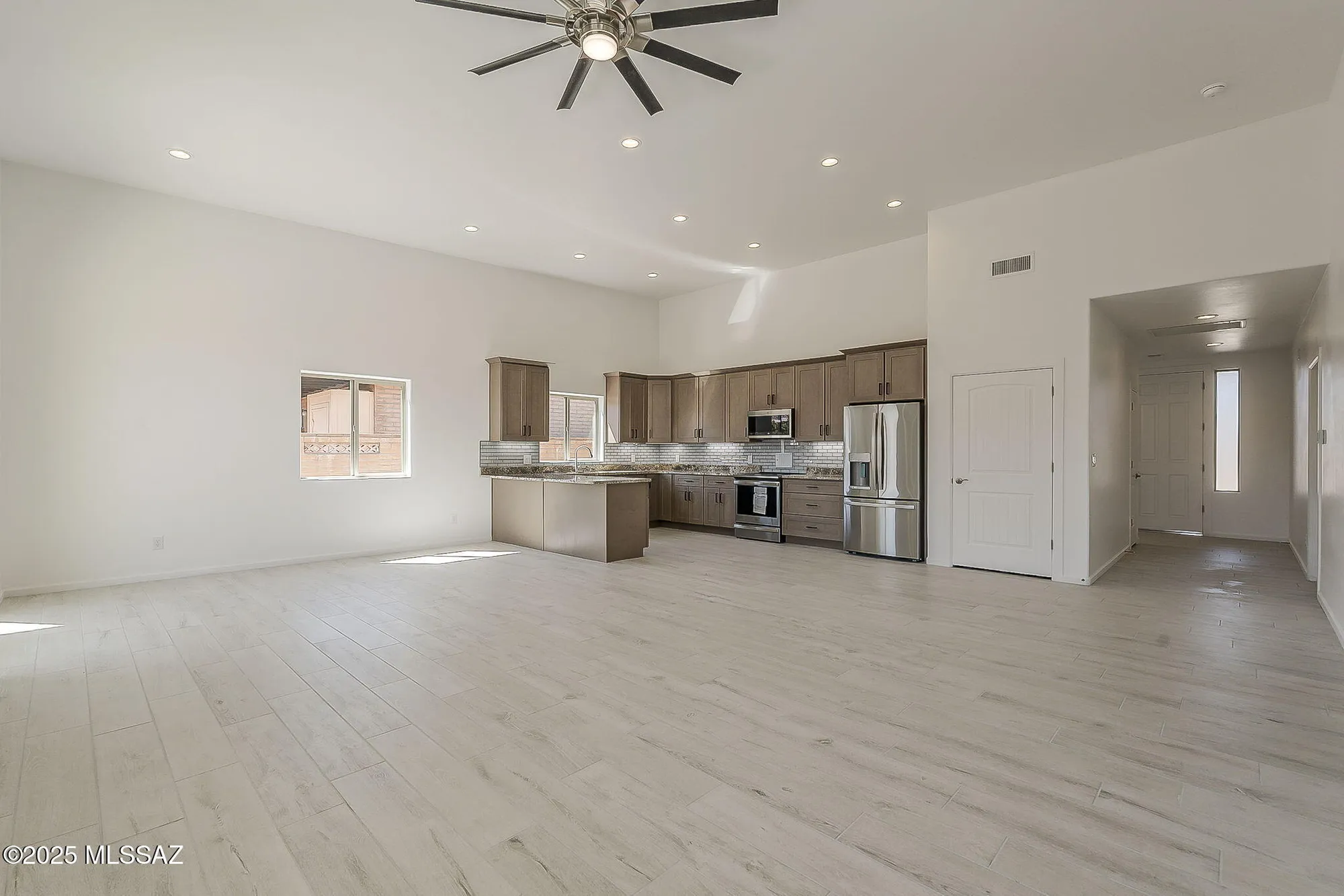 Property Slideshow image 4 of 50 | 121 w calle escudilla, Green Valley, AZ, 85614