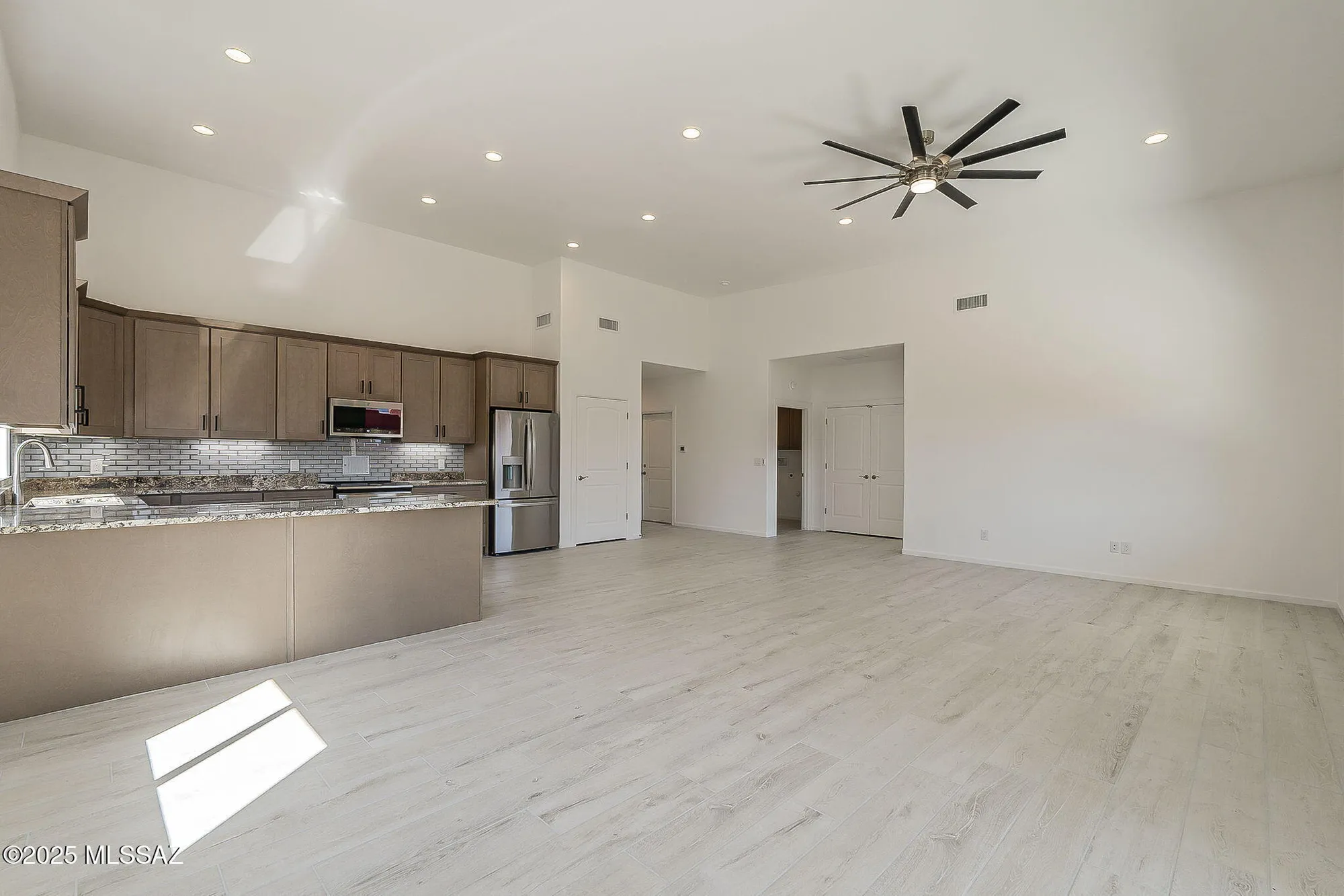 Property Slideshow image 7 of 50 | 121 w calle escudilla, Green Valley, AZ, 85614