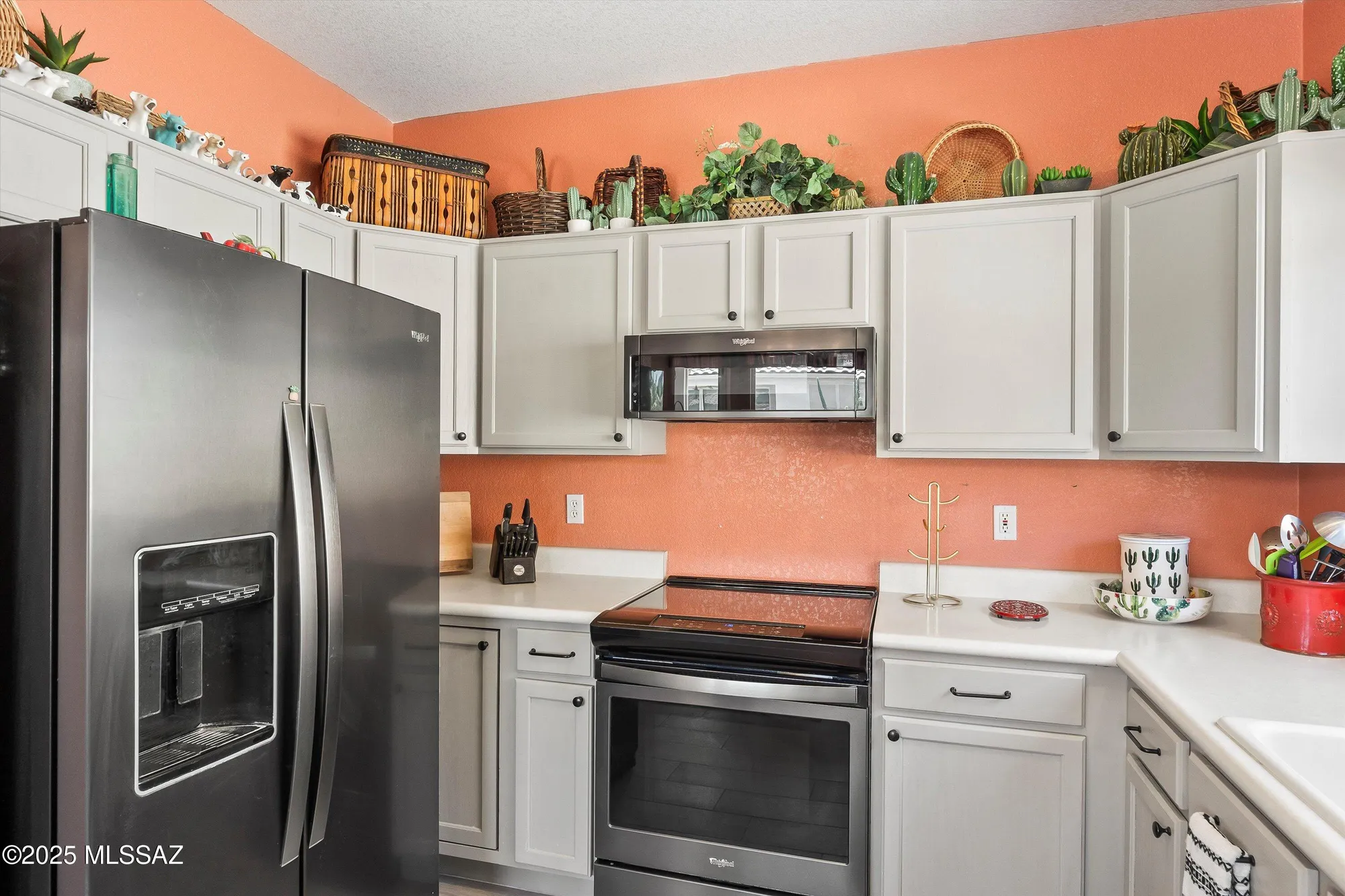 Property Slideshow image 2 of 51 | 7541 w wandering coyote dr, Tucson, AZ, 85743