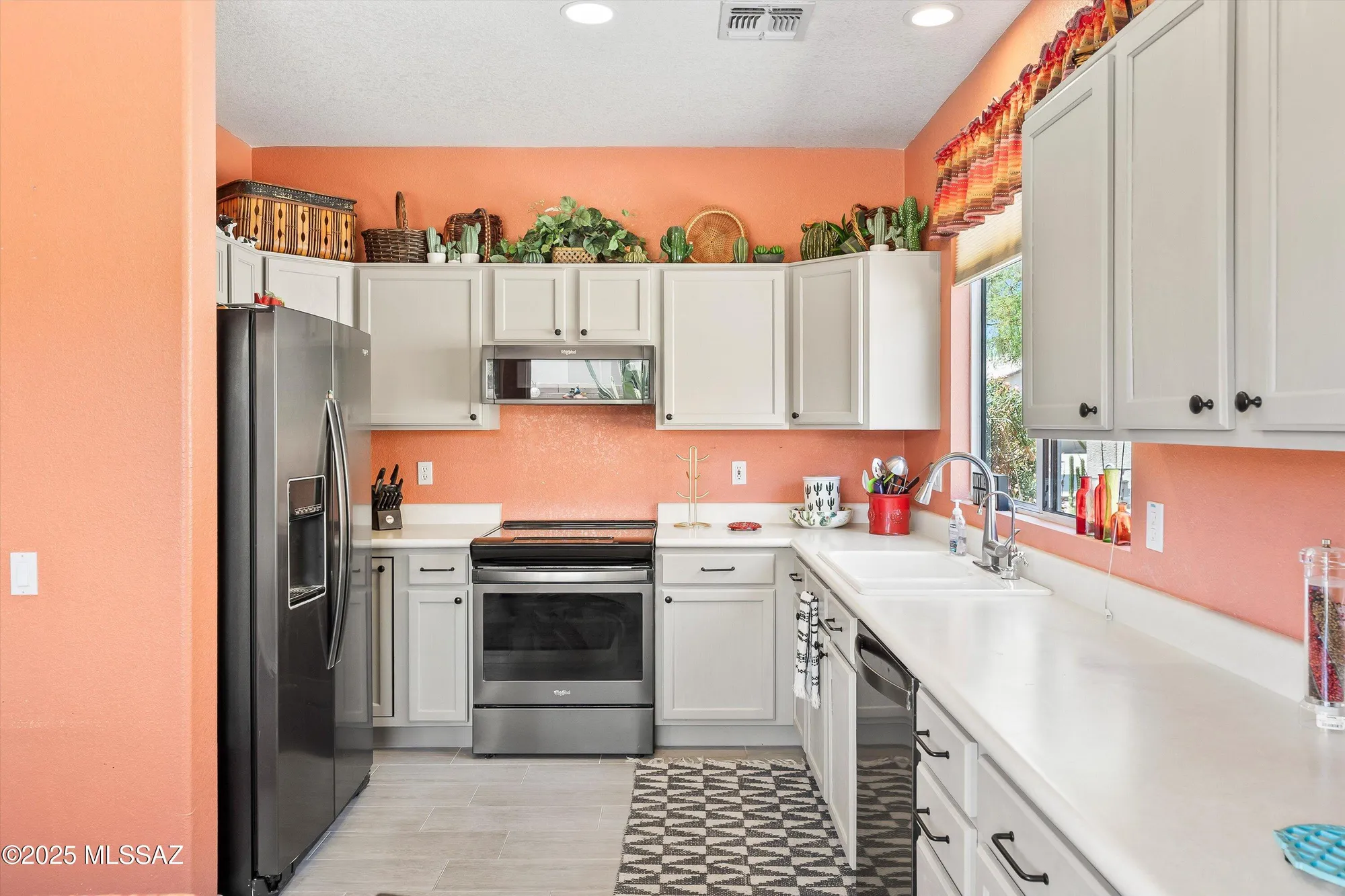 Property Slideshow image 16 of 51 | 7541 w wandering coyote dr, Tucson, AZ, 85743