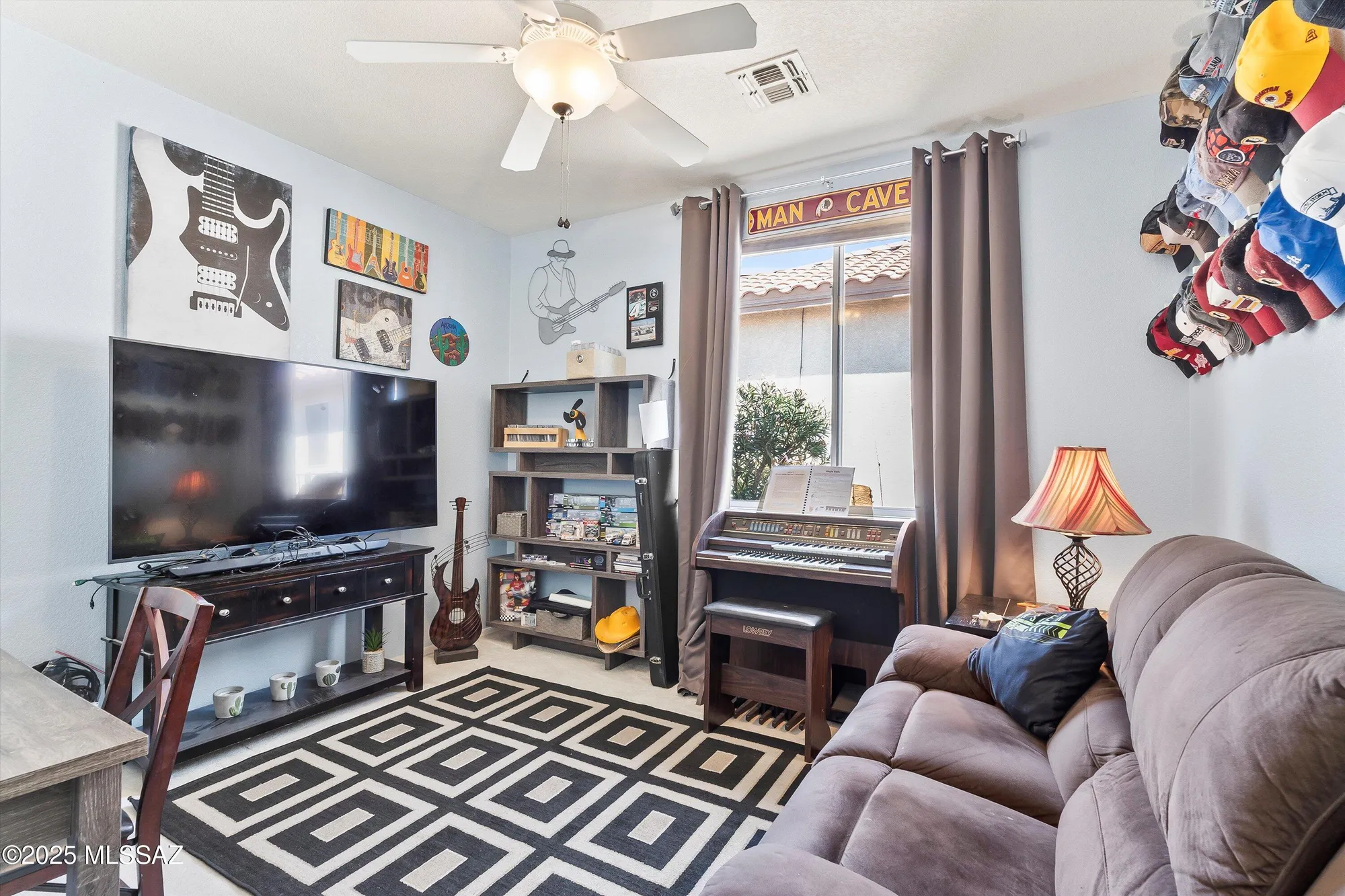 Property Slideshow image 17 of 51 | 7541 w wandering coyote dr, Tucson, AZ, 85743