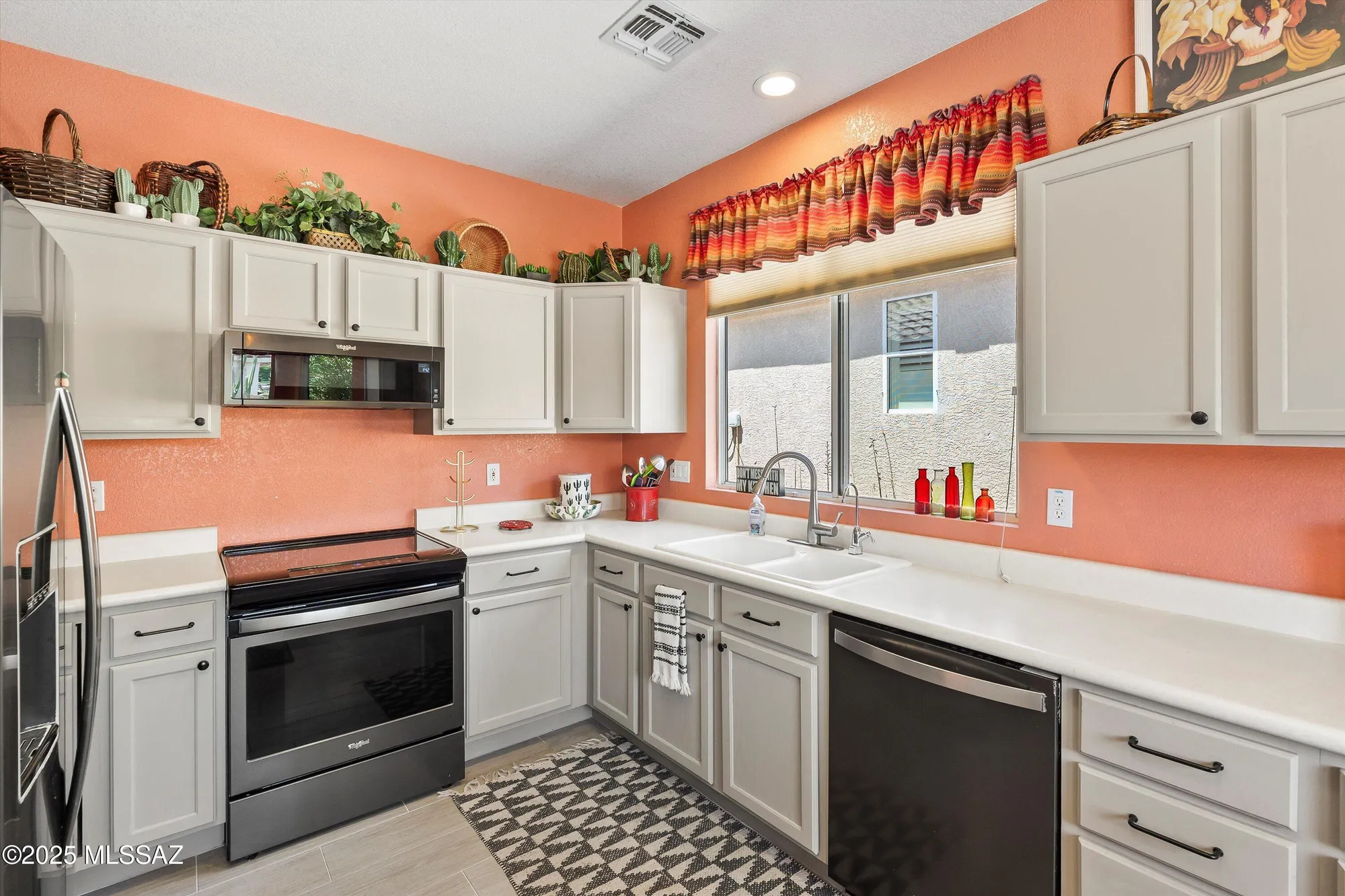 Property Slideshow image 14 of 51 | 7541 w wandering coyote dr, Tucson, AZ, 85743