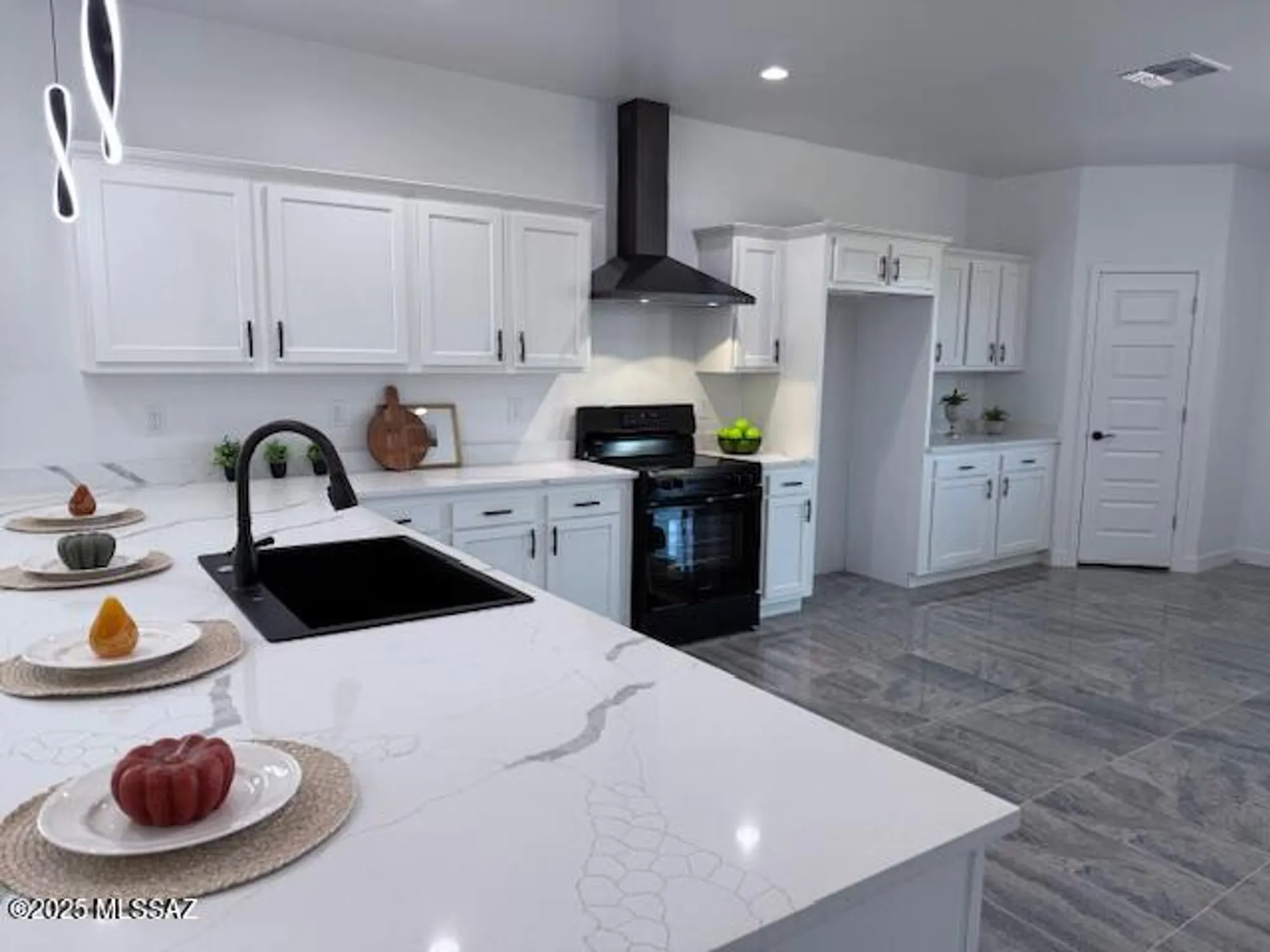 Property Slideshow image 10 of 28 | 941 e vault mine ct, Green Valley, AZ, 85614