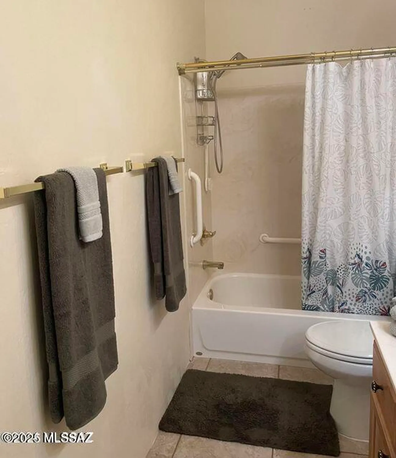 Property Slideshow image 16 of 36 | 2372 w via di silvio, Tucson, AZ, 85741