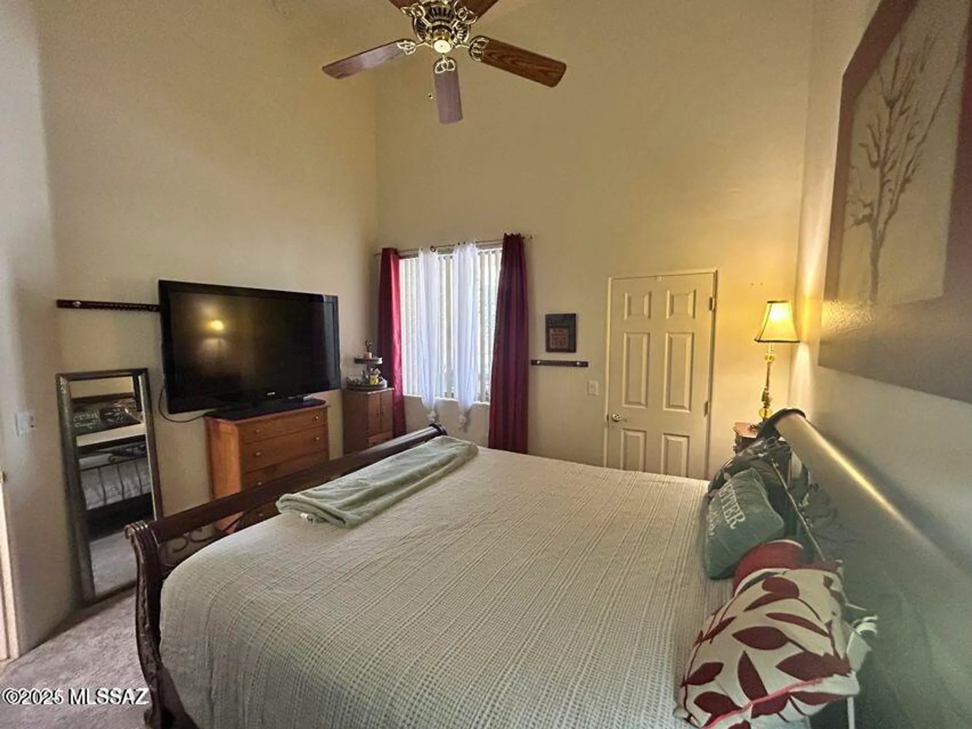 Property Slideshow image 10 of 36 | 2372 w via di silvio, Tucson, AZ, 85741