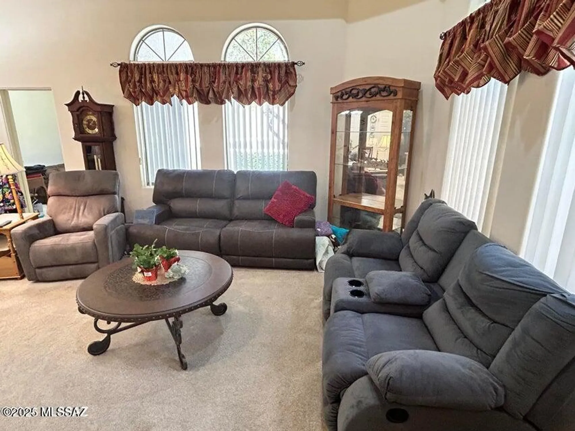 Property Slideshow image 5 of 36 | 2372 w via di silvio, Tucson, AZ, 85741