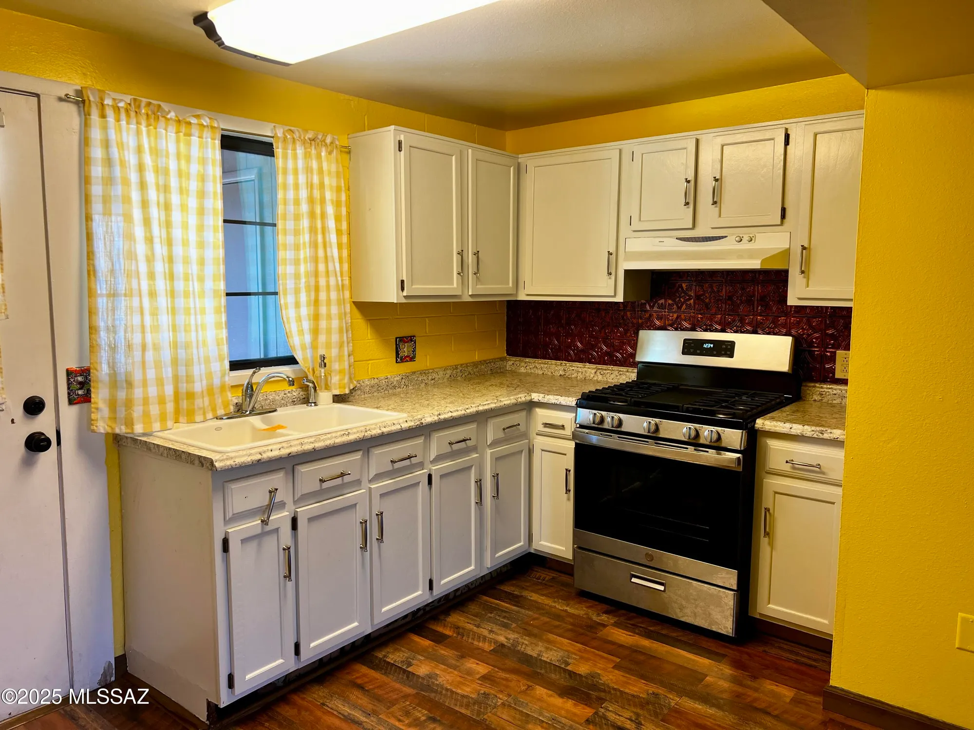 Property Slideshow image 6 of 21 | 277 s paseo pena apt c, Green Valley, AZ, 85614