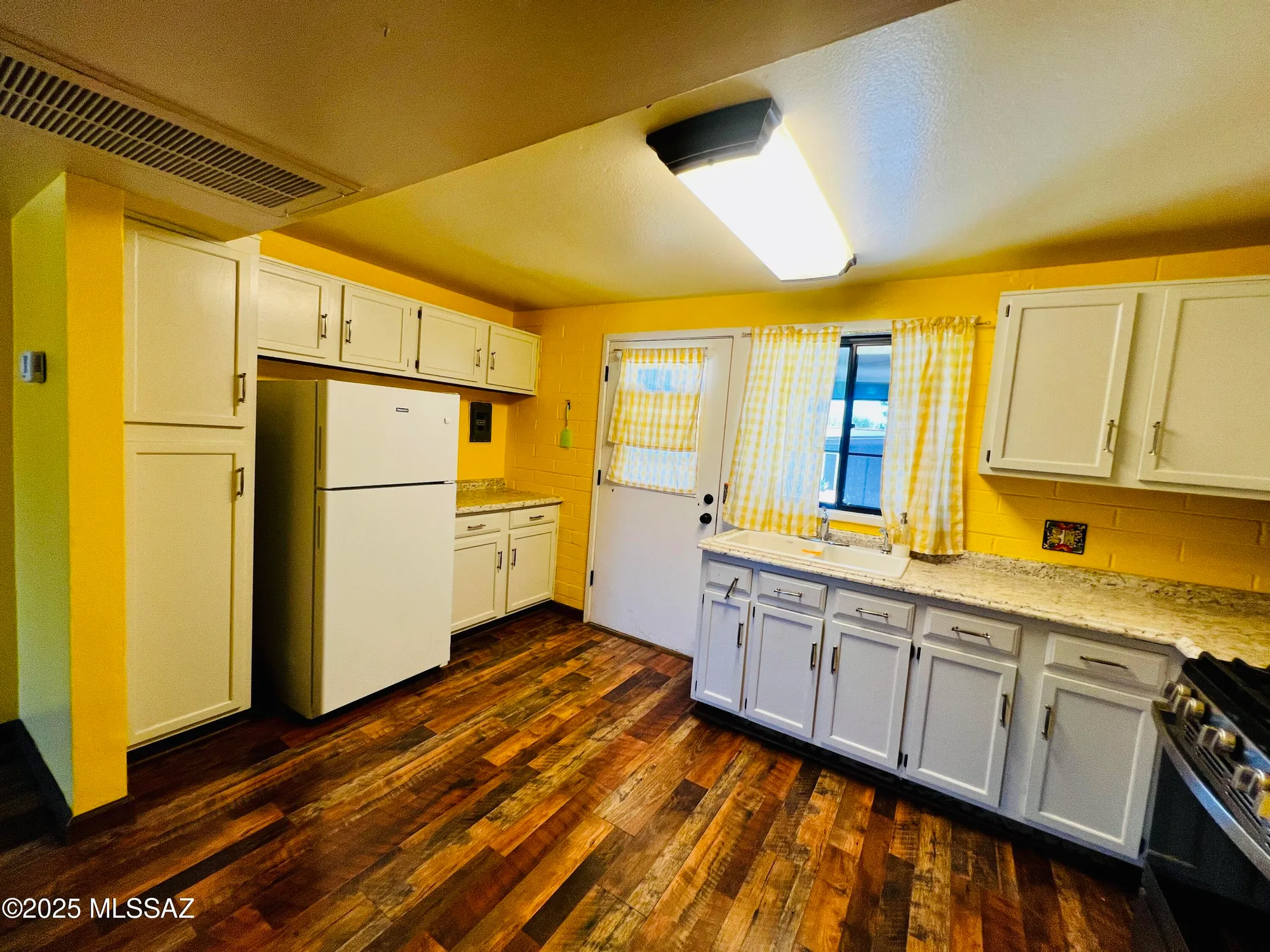 Property Slideshow image 8 of 21 | 277 s paseo pena apt c, Green Valley, AZ, 85614
