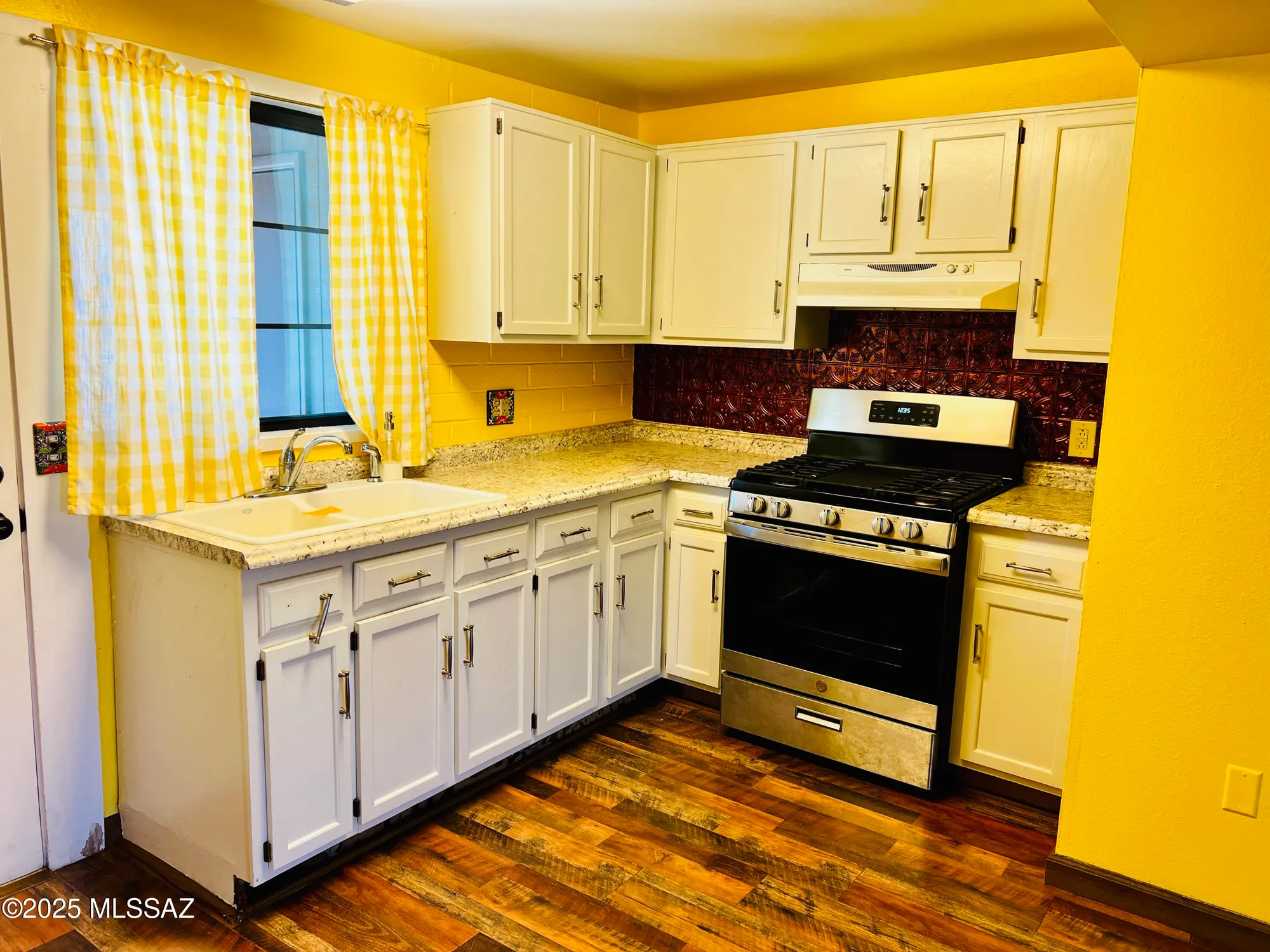 Property Slideshow image 9 of 21 | 277 s paseo pena apt c, Green Valley, AZ, 85614