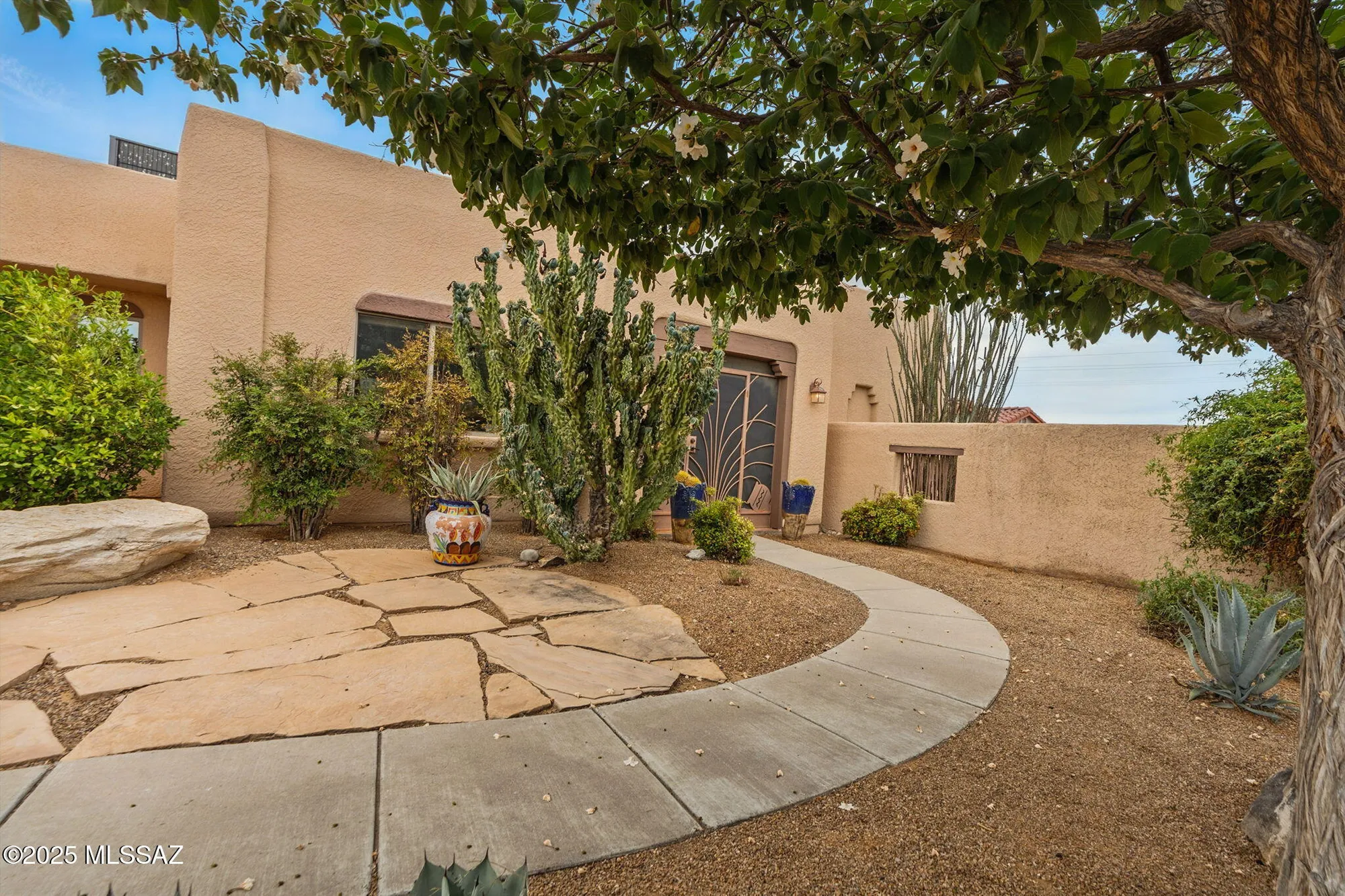 Property Slideshow image 8 of 50 | 1014 w placita apartada, Green Valley, AZ, 85614