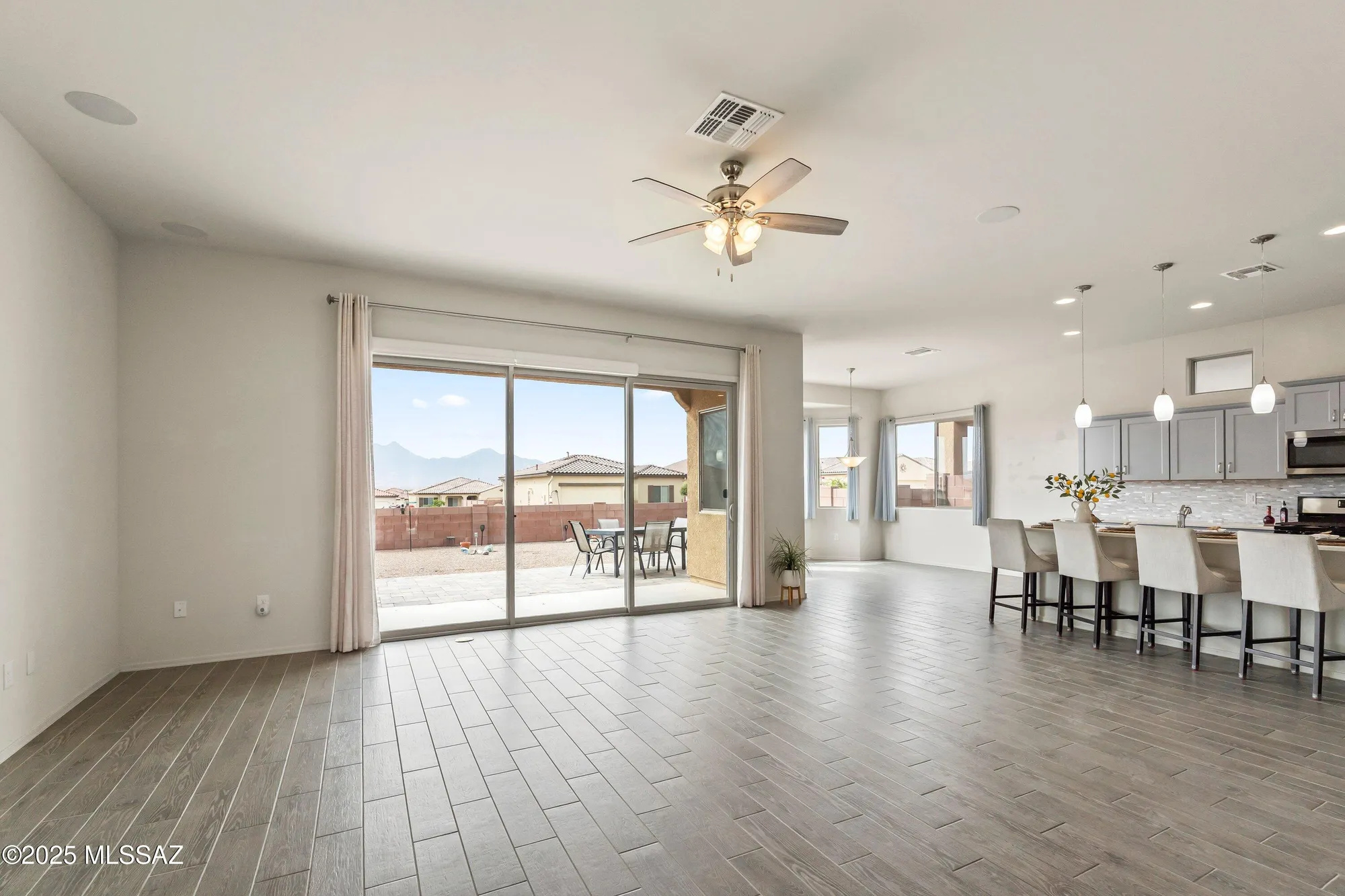 Property Slideshow image 6 of 34 | 906 n camino cerro morado, Green Valley, AZ, 85614