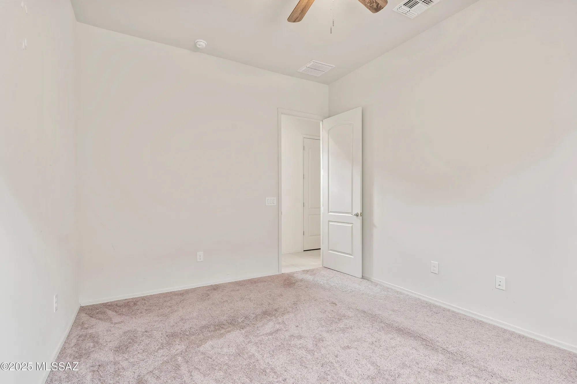 Property Slideshow image 25 of 34 | 906 n camino cerro morado, Green Valley, AZ, 85614