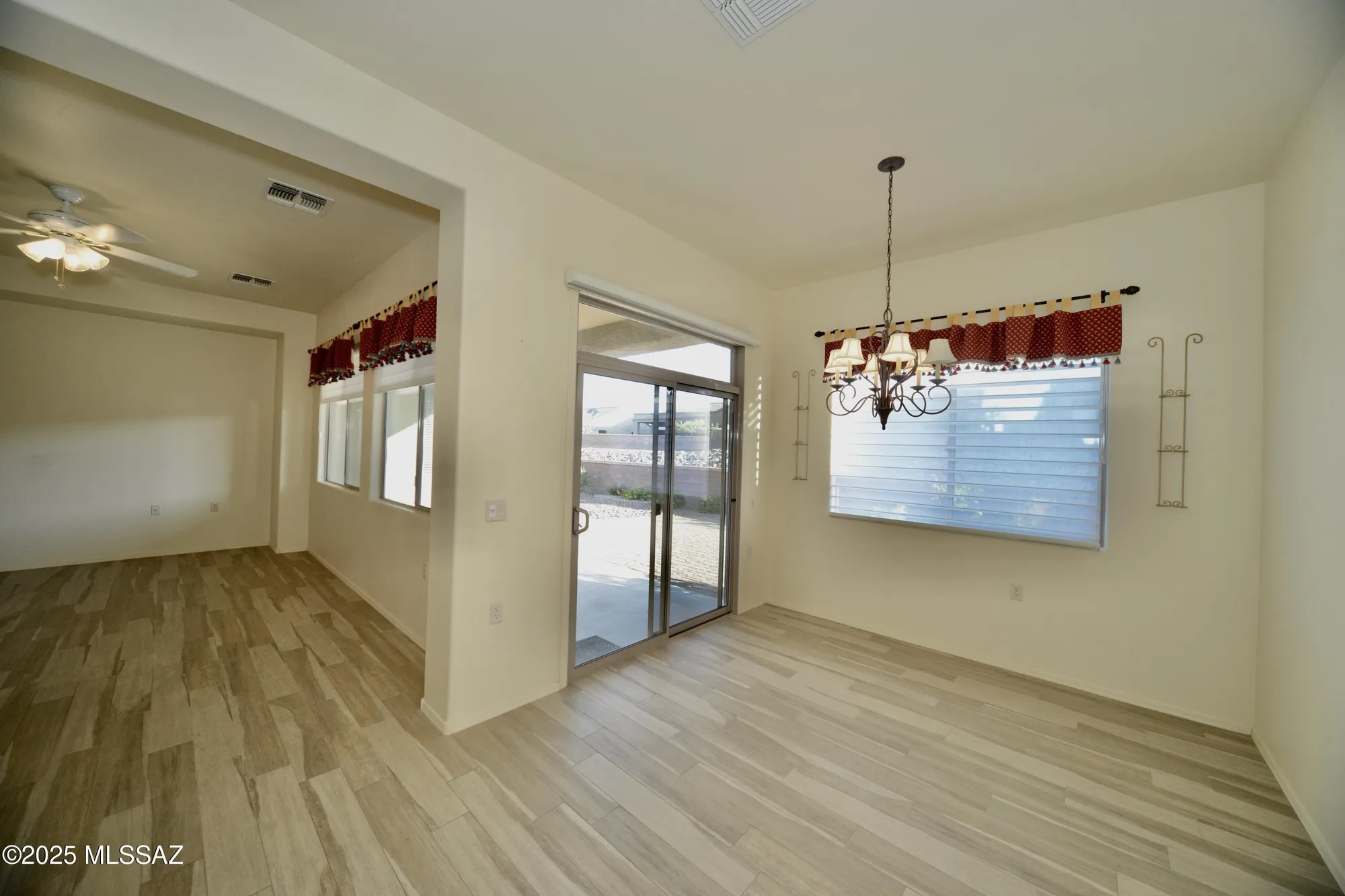 Property Slideshow image 20 of 35 | 2075 w demetrie canyon dr, Green Valley, AZ, 85622