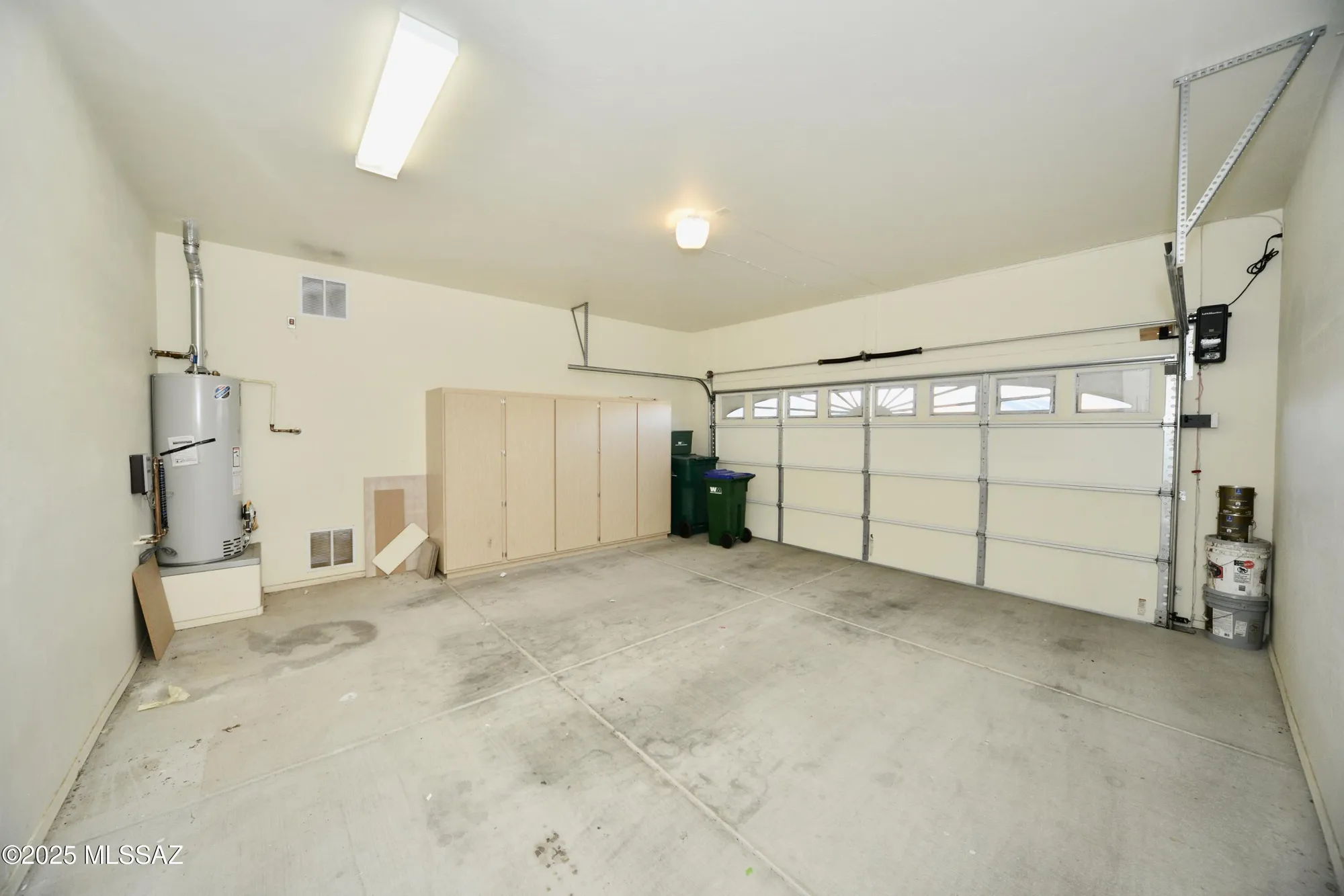 Property Slideshow image 30 of 35 | 2075 w demetrie canyon dr, Green Valley, AZ, 85622