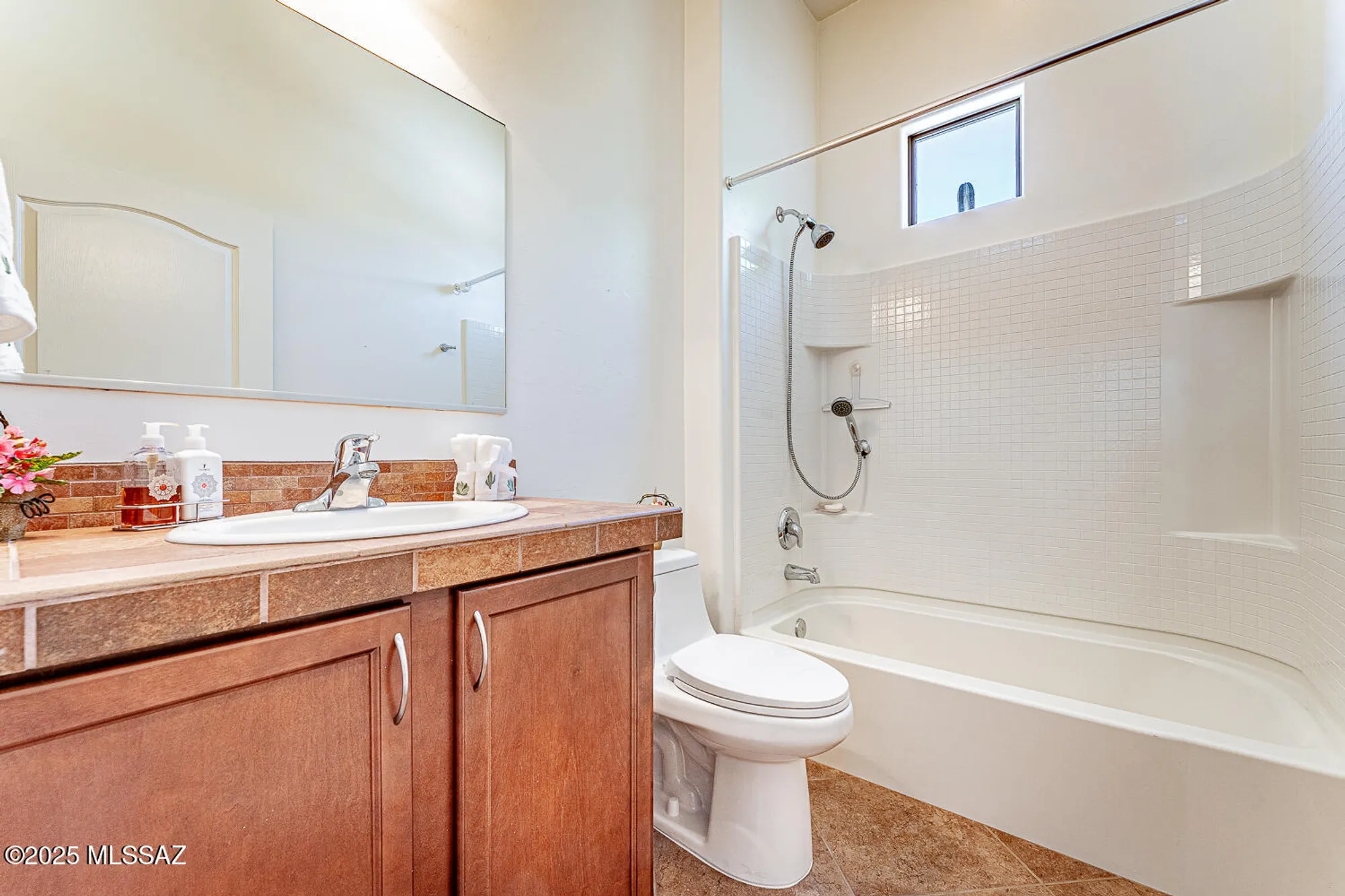 Property Slideshow image 32 of 48 | 2499 w bassett peak dr, Green Valley, AZ, 85622