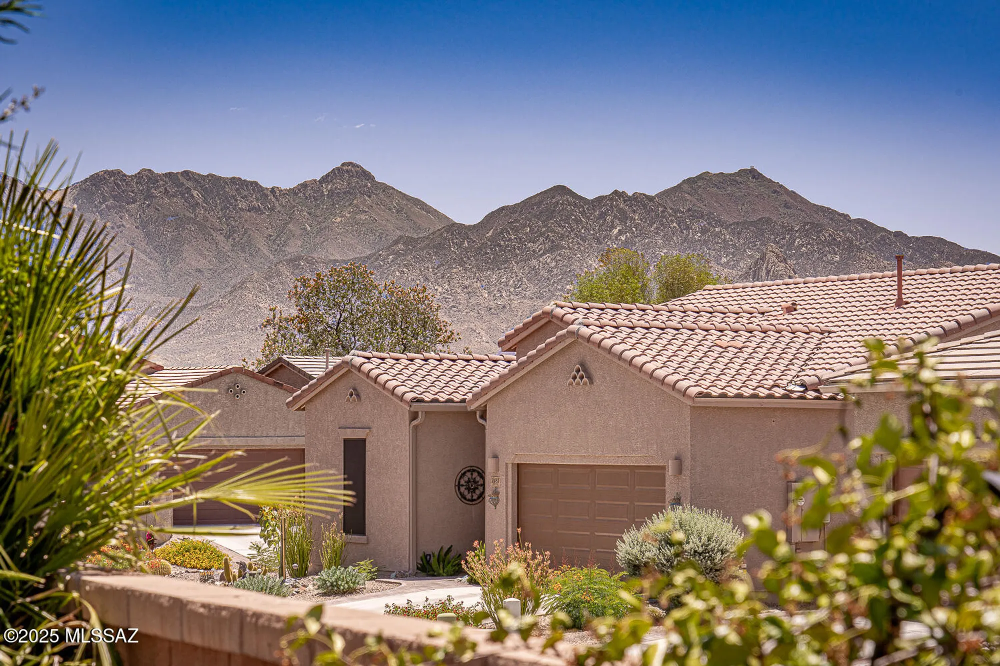 Property Slideshow image 3 of 48 | 2499 w bassett peak dr, Green Valley, AZ, 85622
