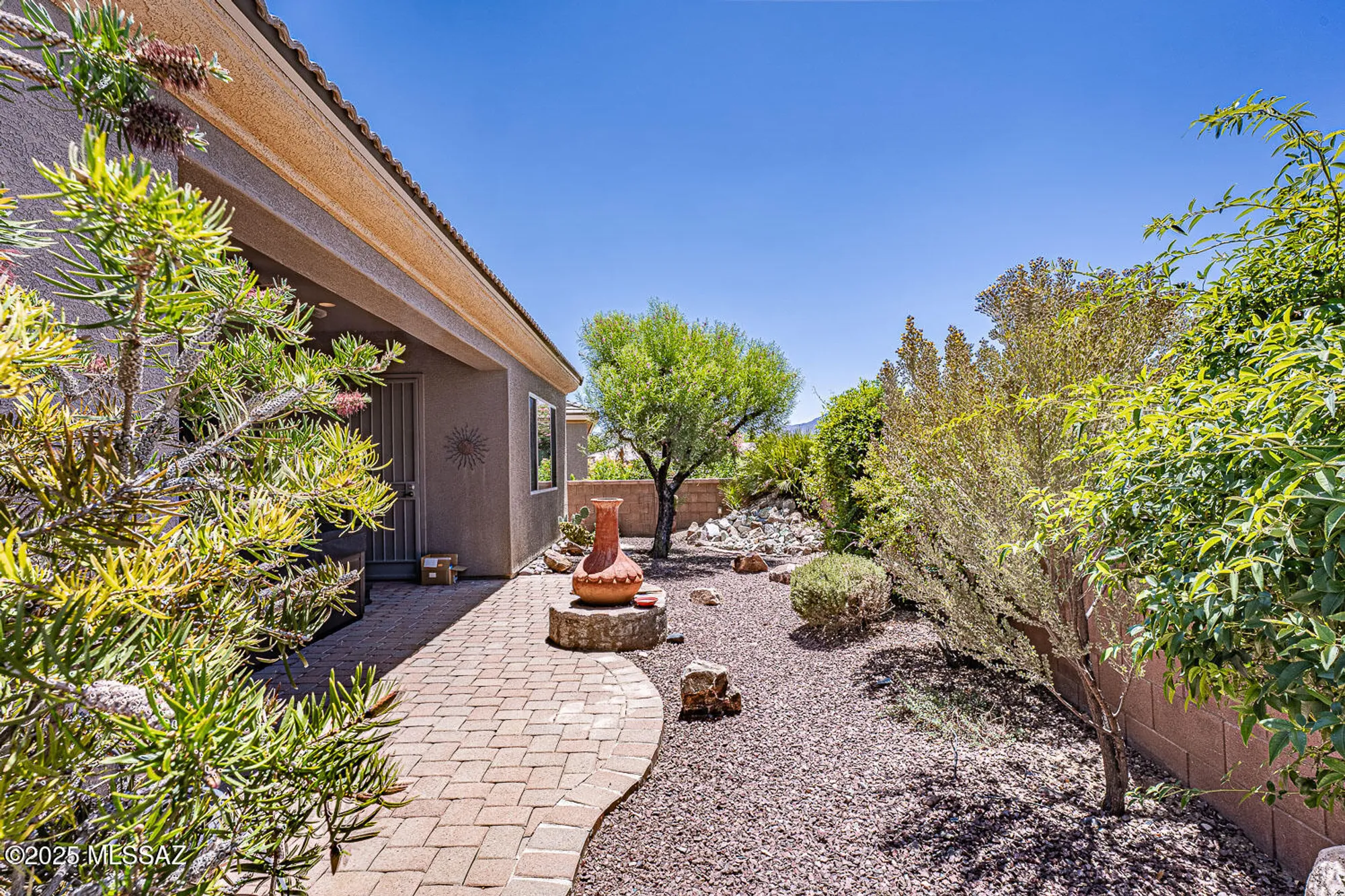 Property Slideshow image 36 of 48 | 2499 w bassett peak dr, Green Valley, AZ, 85622