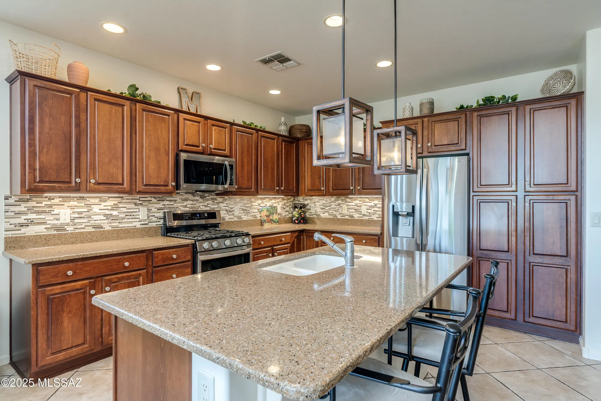 Property Slideshow image 17 of 50 | 779 n lukeville dr, Green Valley, AZ, 85614