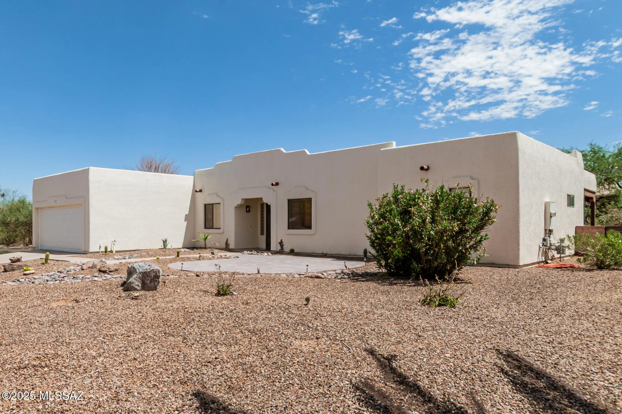 Property Slideshow image 6 of 35 | 993 w placita agradable, Green Valley, AZ, 85614