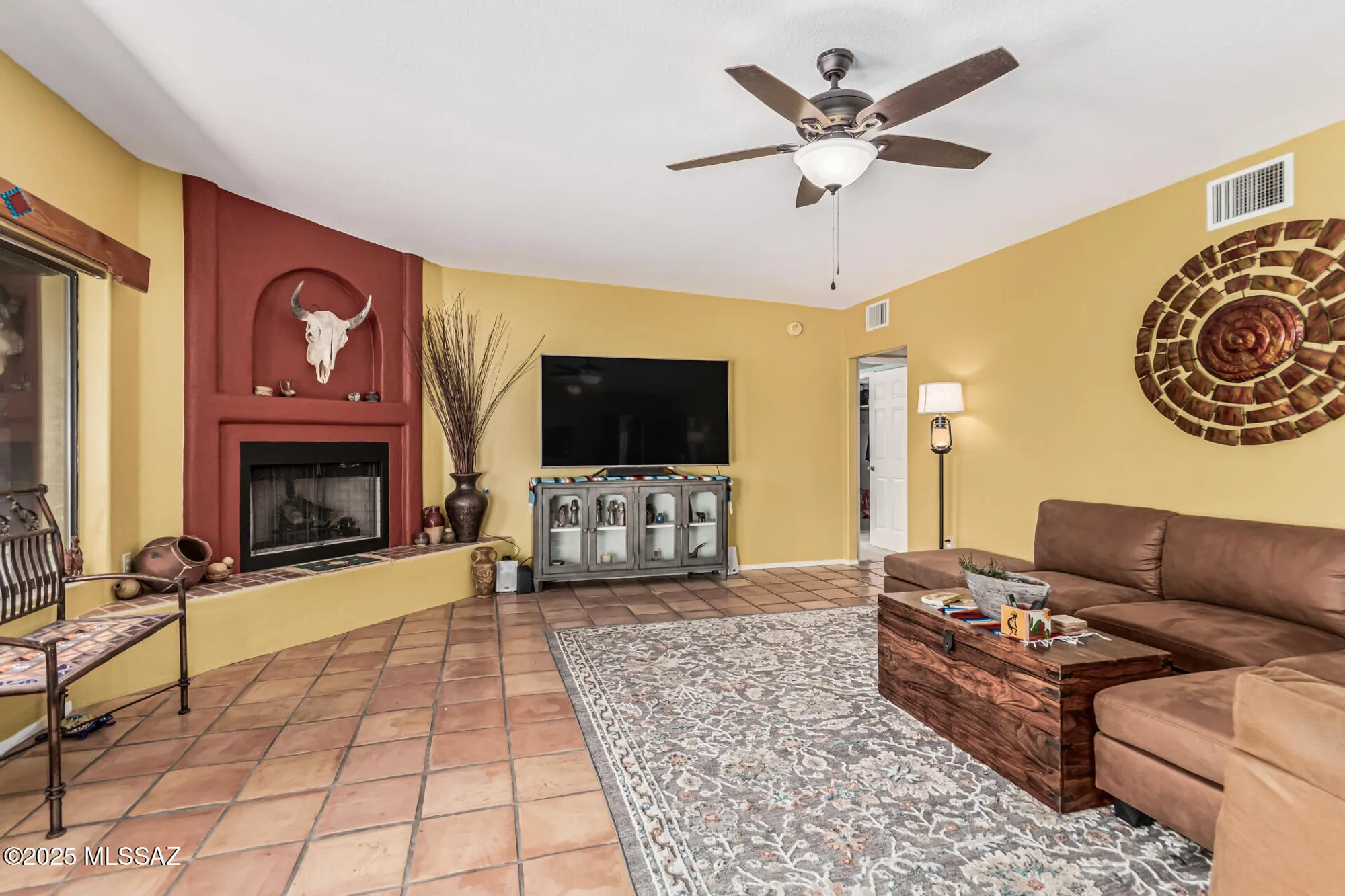 Property Slideshow image 10 of 35 | 993 w placita agradable, Green Valley, AZ, 85614