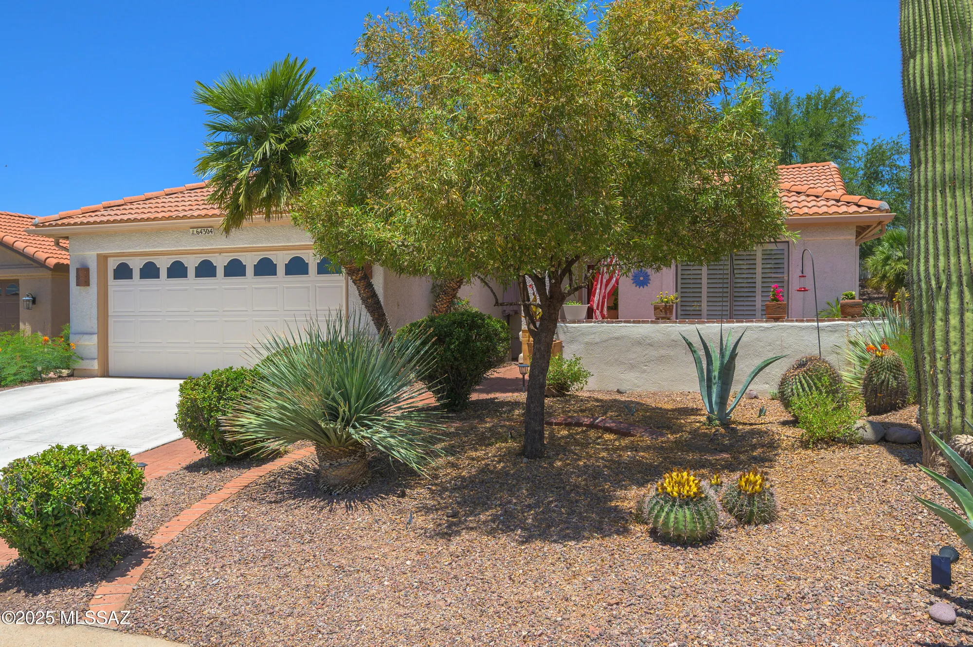 Property Slideshow image 7 of 49 | 64304 e round robin ln, Saddlebrooke, AZ, 85739