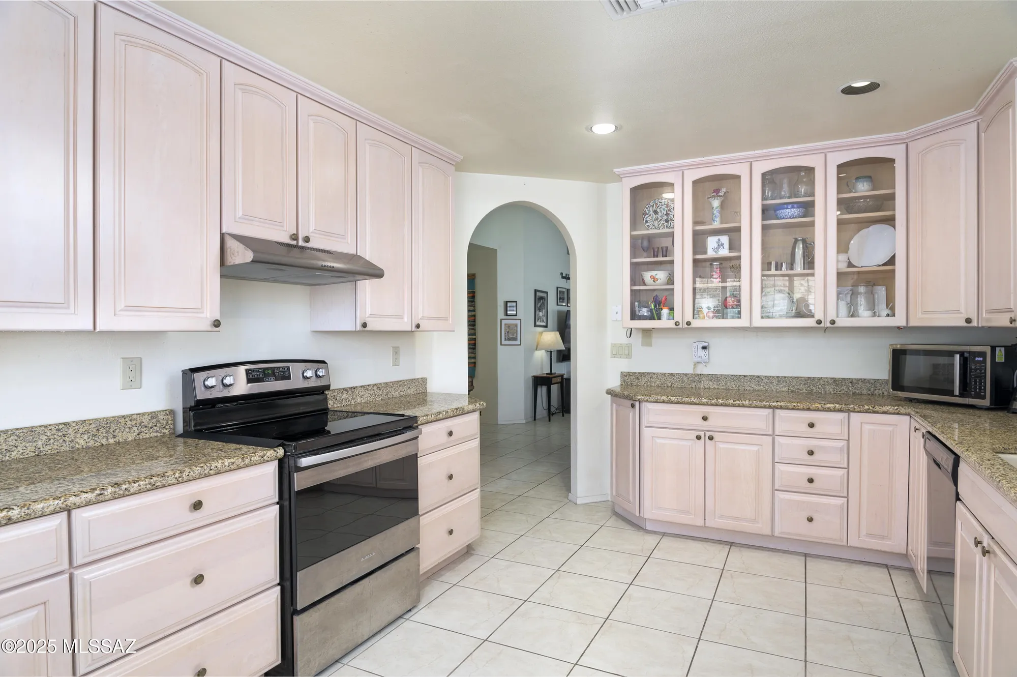 Property Slideshow image 21 of 49 | 64304 e round robin ln, Saddlebrooke, AZ, 85739