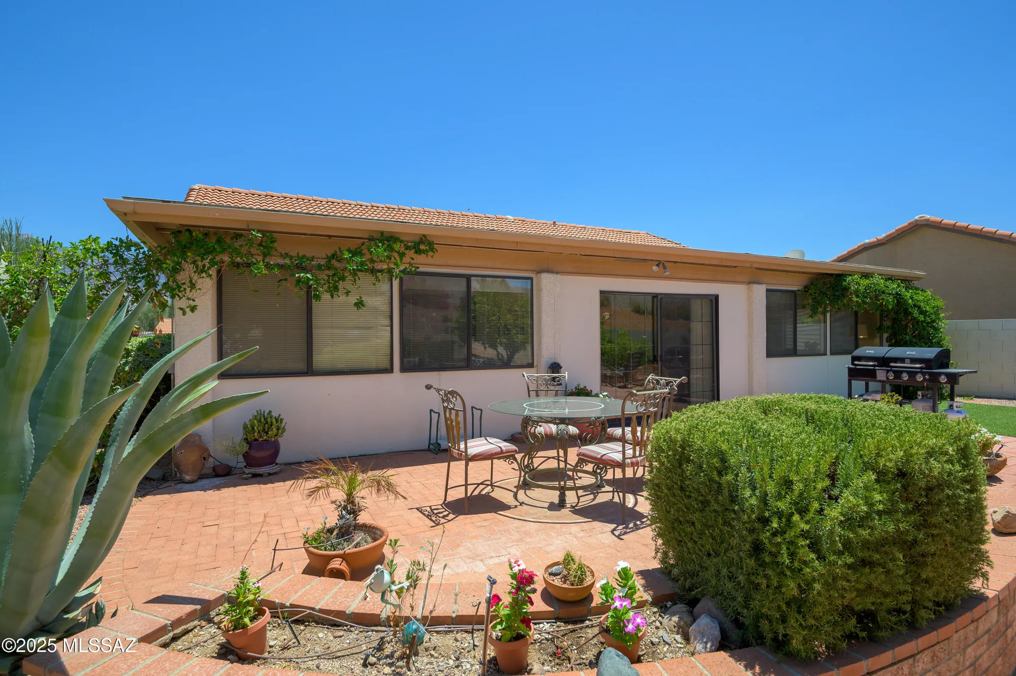 Property Slideshow image 39 of 49 | 64304 e round robin ln, Saddlebrooke, AZ, 85739