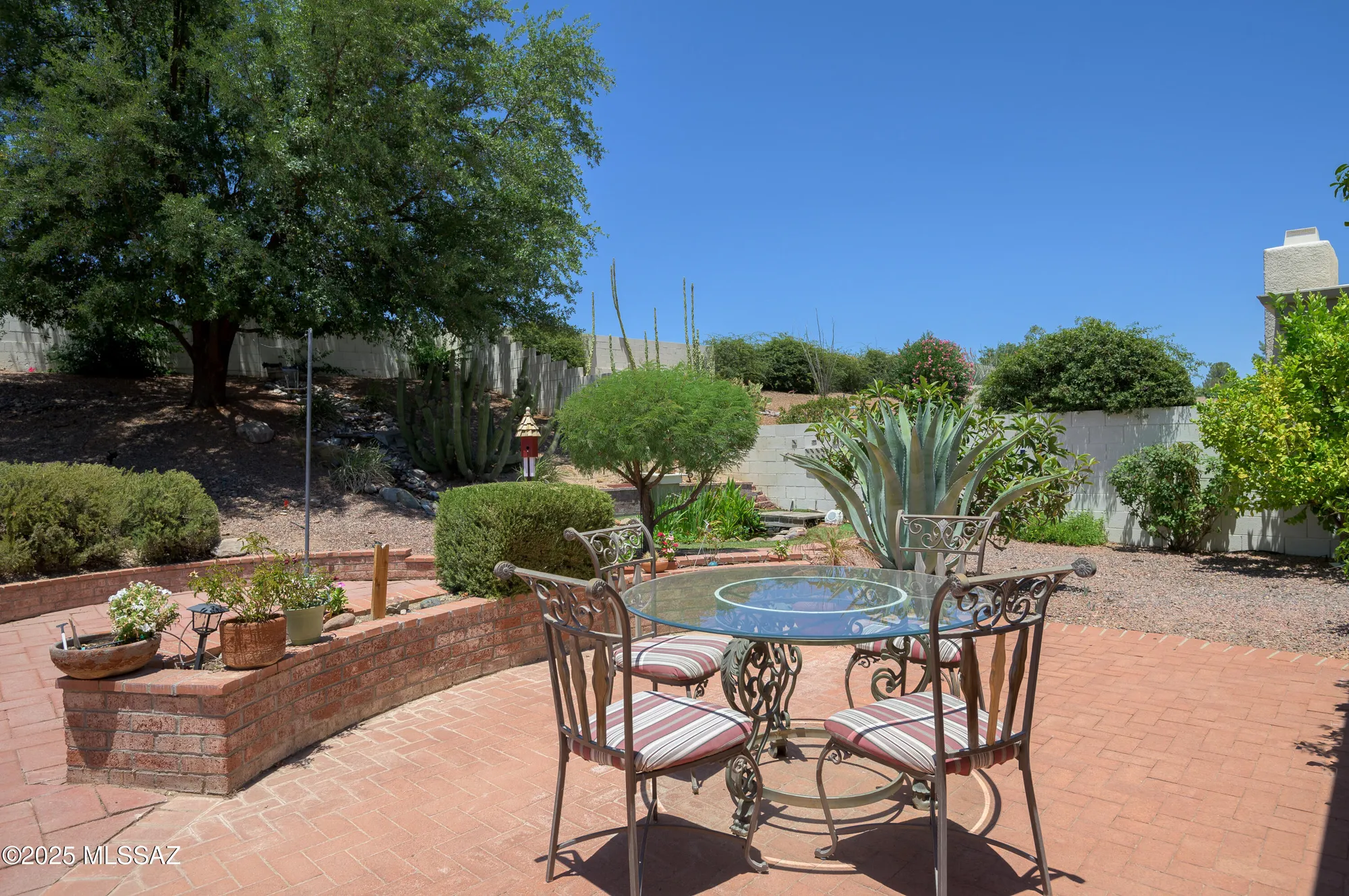 Property Slideshow image 40 of 49 | 64304 e round robin ln, Saddlebrooke, AZ, 85739
