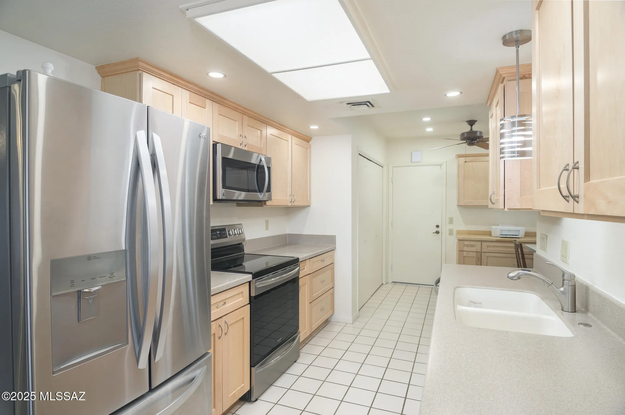 Property Slideshow image 10 of 29 | 841 s camino del monte, Green Valley, AZ, 85614