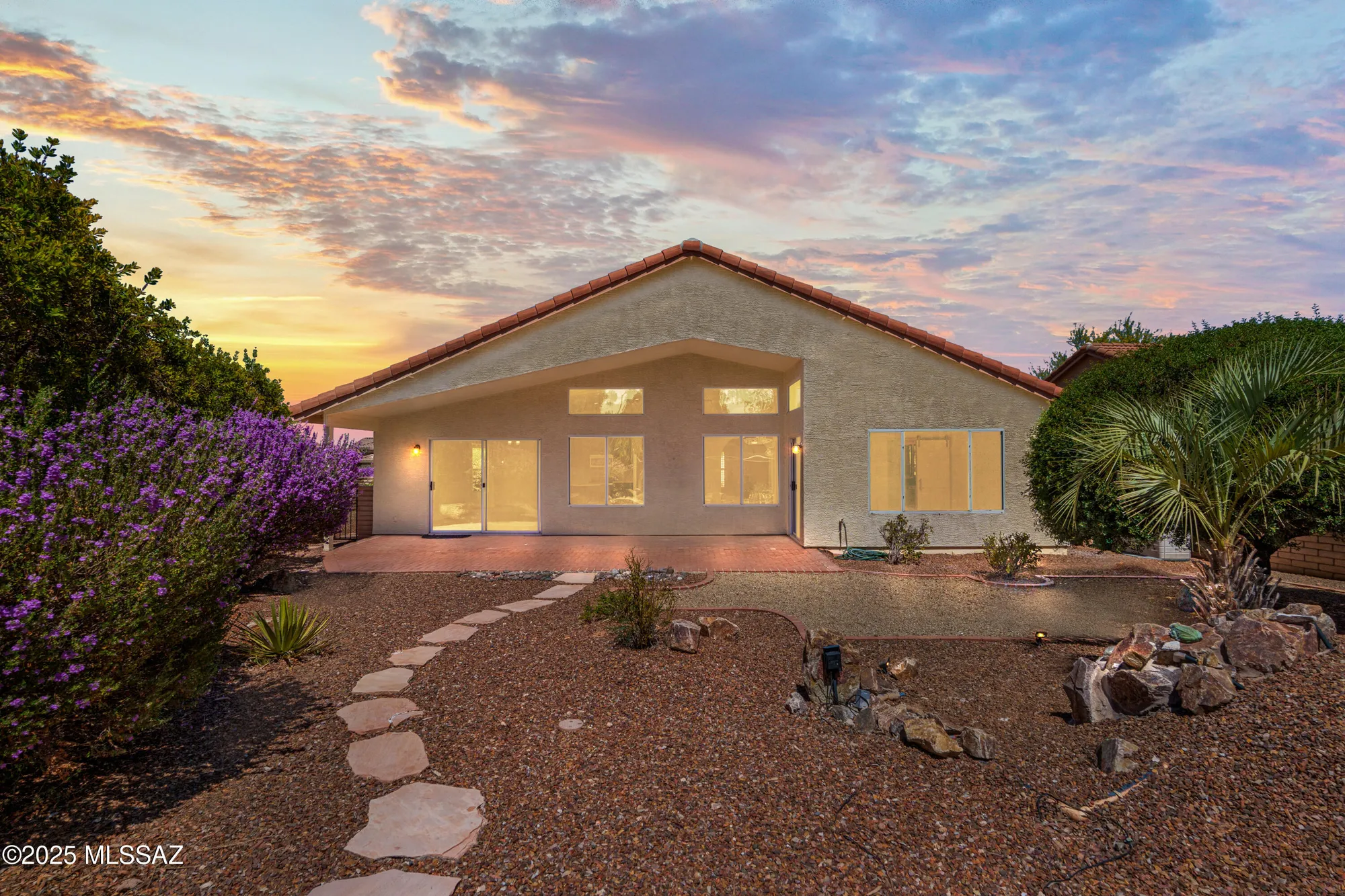 Property Slideshow image 31 of 46 | 1993 e desert lark pass, Green Valley, AZ, 85614