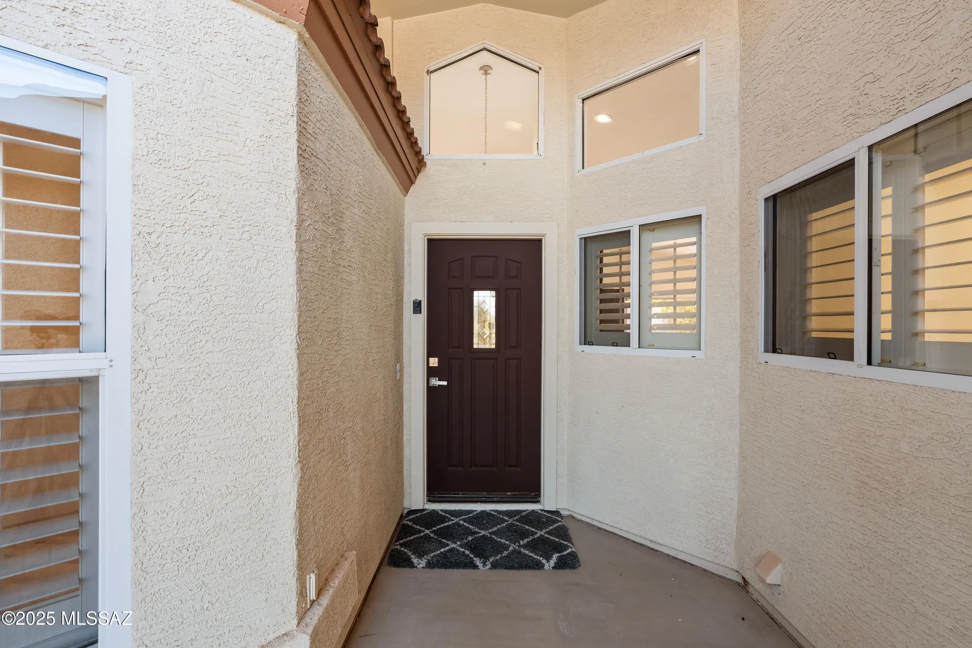 Property Slideshow image 3 of 46 | 1993 e desert lark pass, Green Valley, AZ, 85614