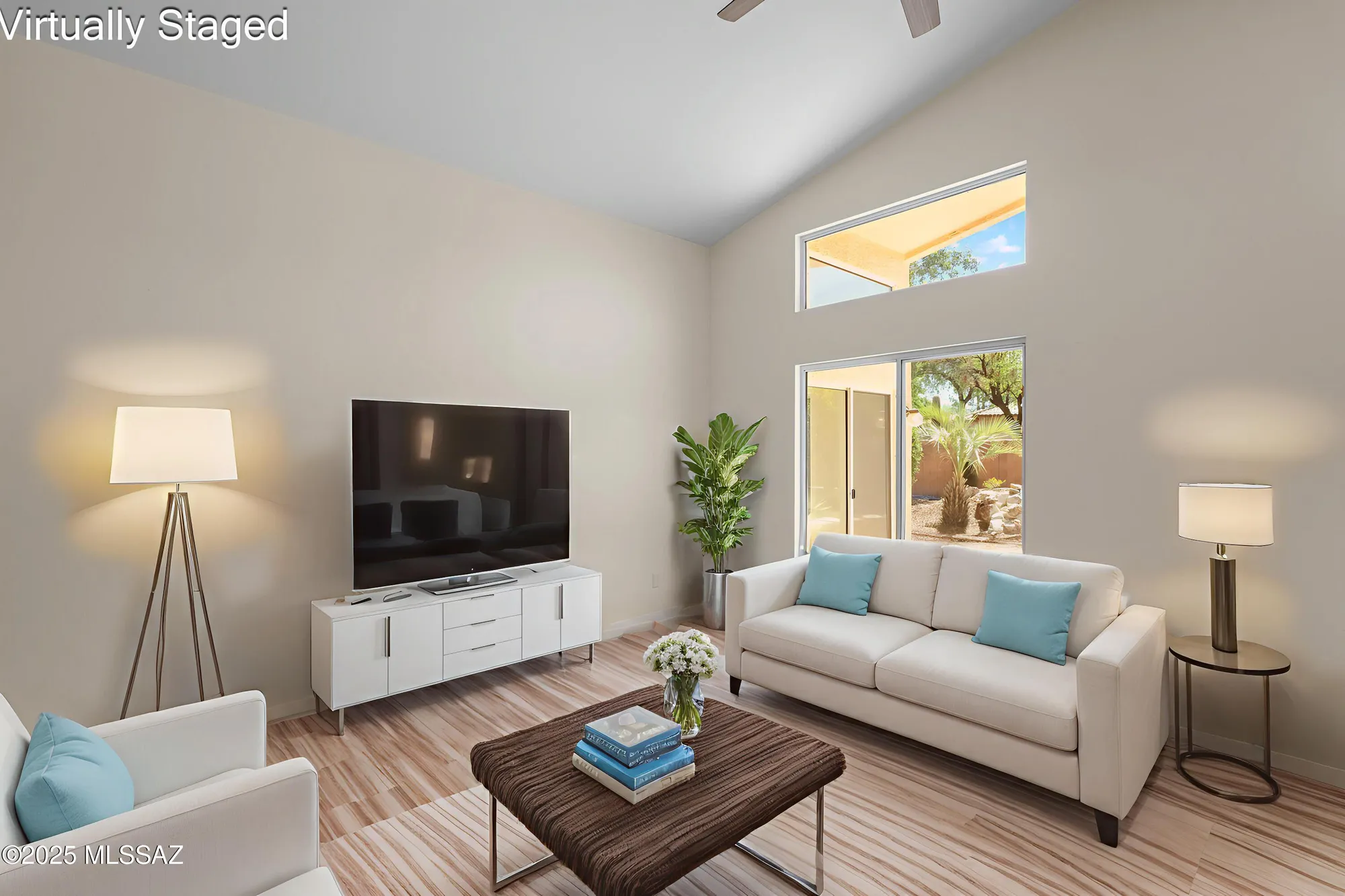 Property Slideshow image 6 of 46 | 1993 e desert lark pass, Green Valley, AZ, 85614