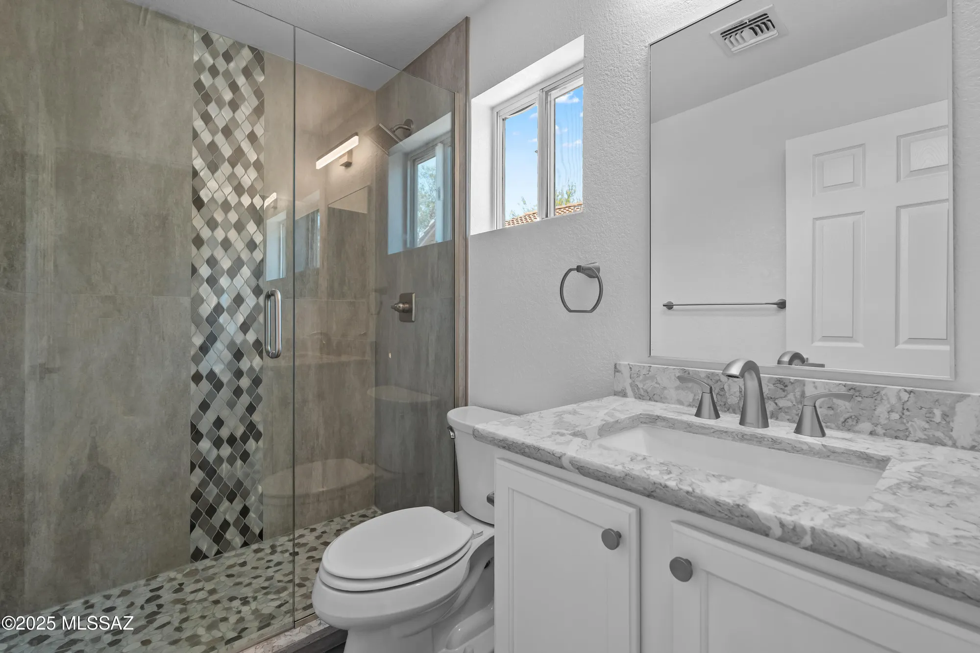 Property Slideshow image 21 of 46 | 1993 e desert lark pass, Green Valley, AZ, 85614