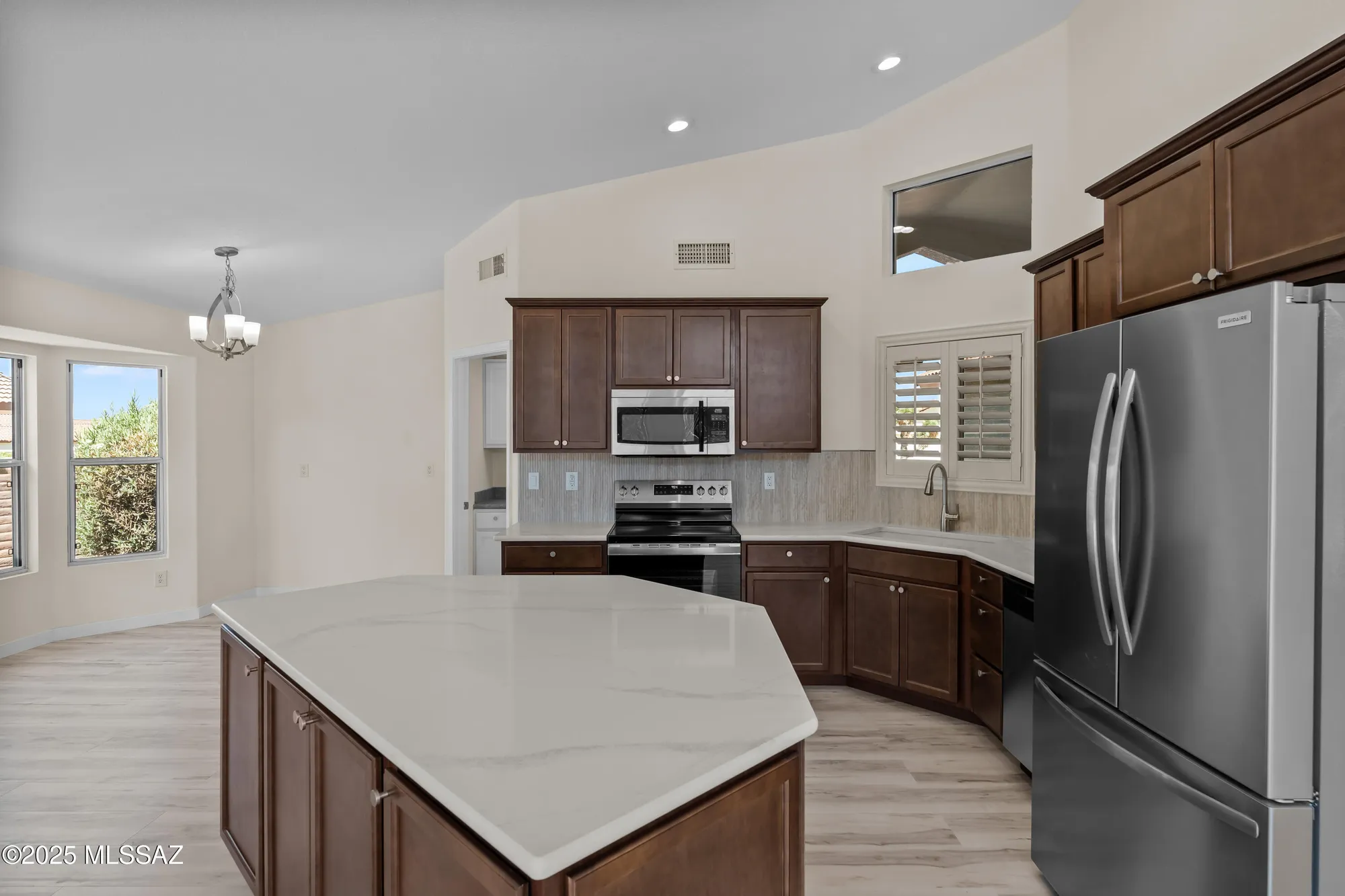 Property Slideshow image 10 of 46 | 1993 e desert lark pass, Green Valley, AZ, 85614