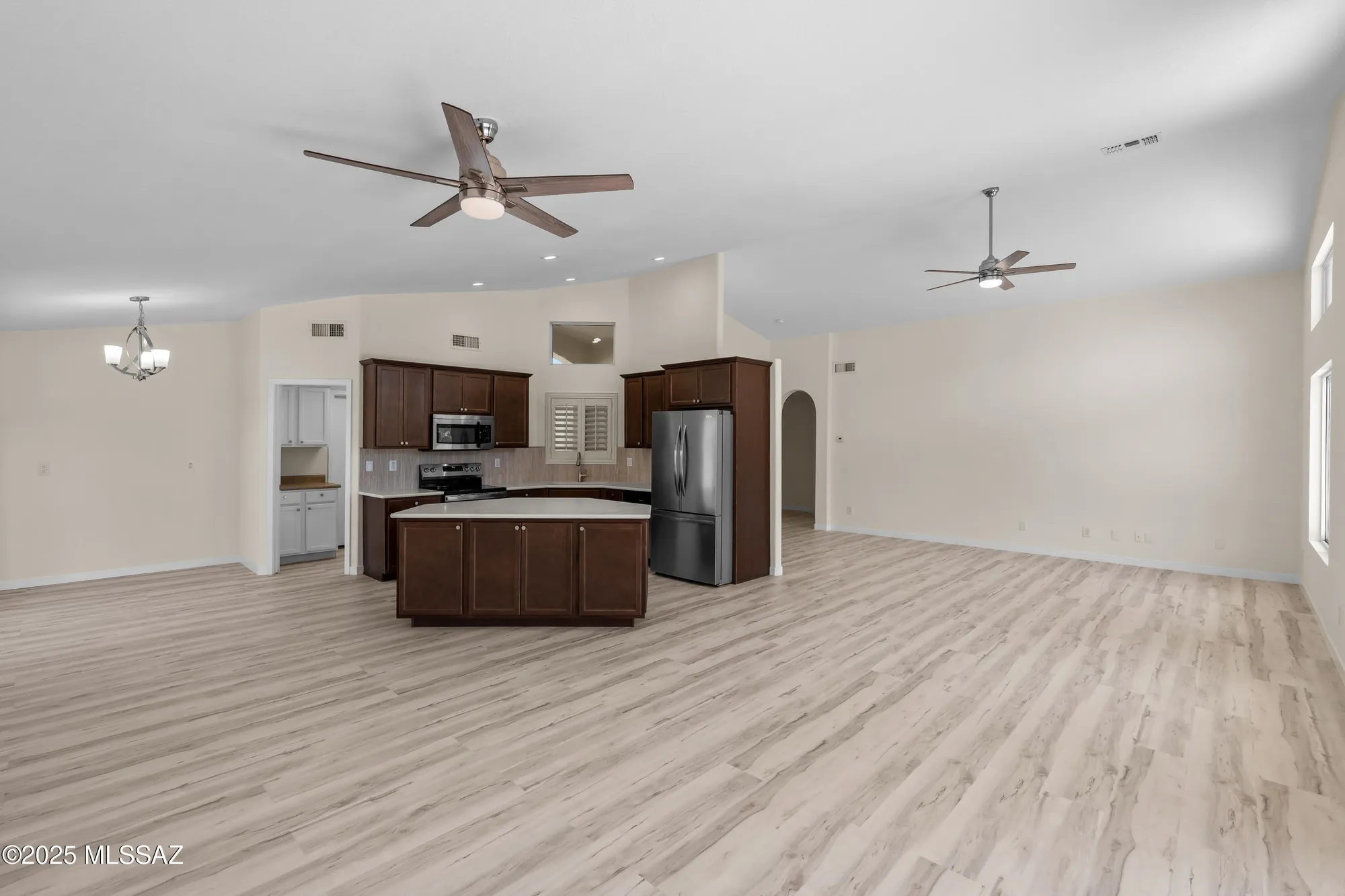 Property Slideshow image 15 of 46 | 1993 e desert lark pass, Green Valley, AZ, 85614