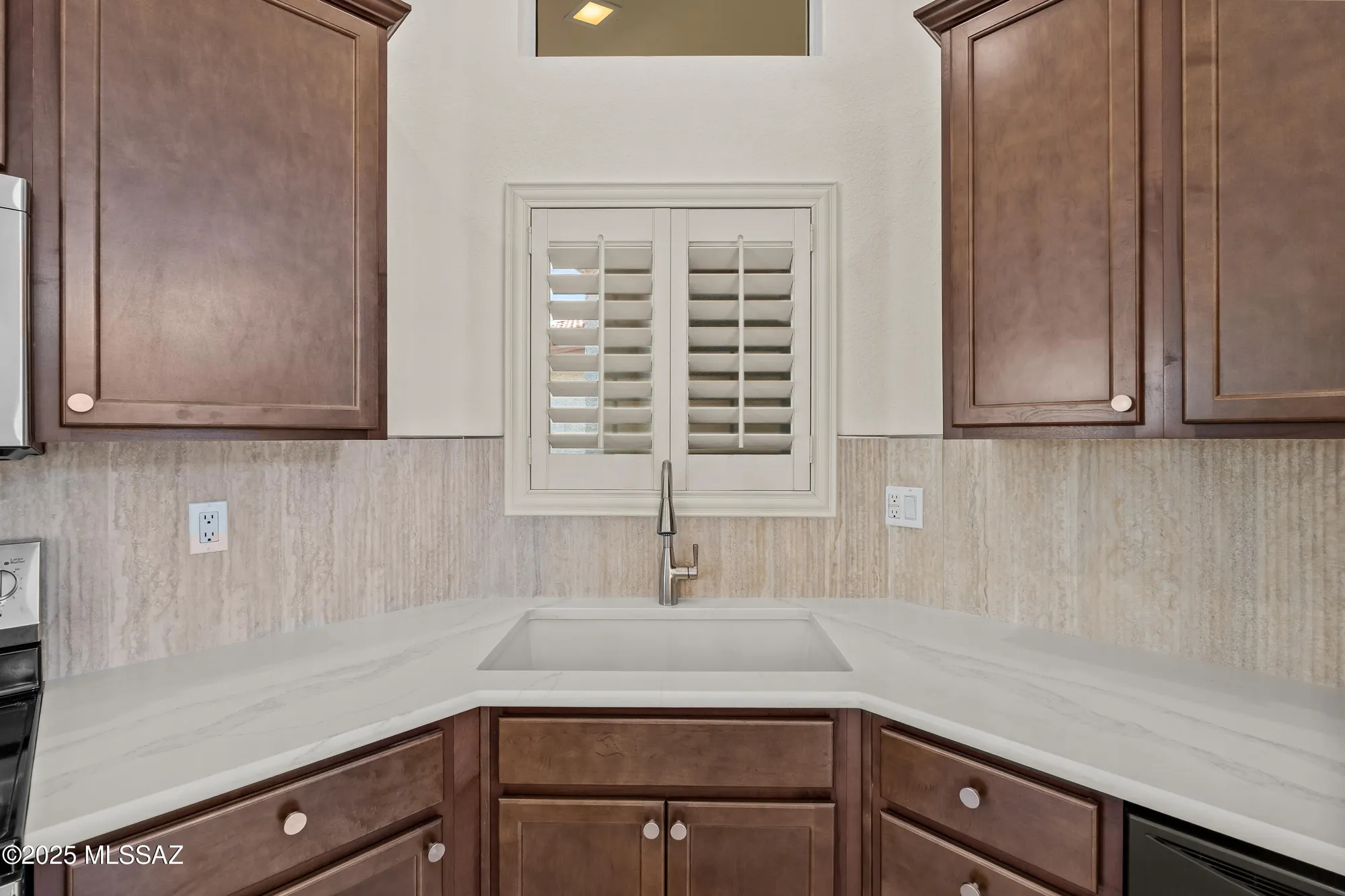 Property Slideshow image 11 of 46 | 1993 e desert lark pass, Green Valley, AZ, 85614