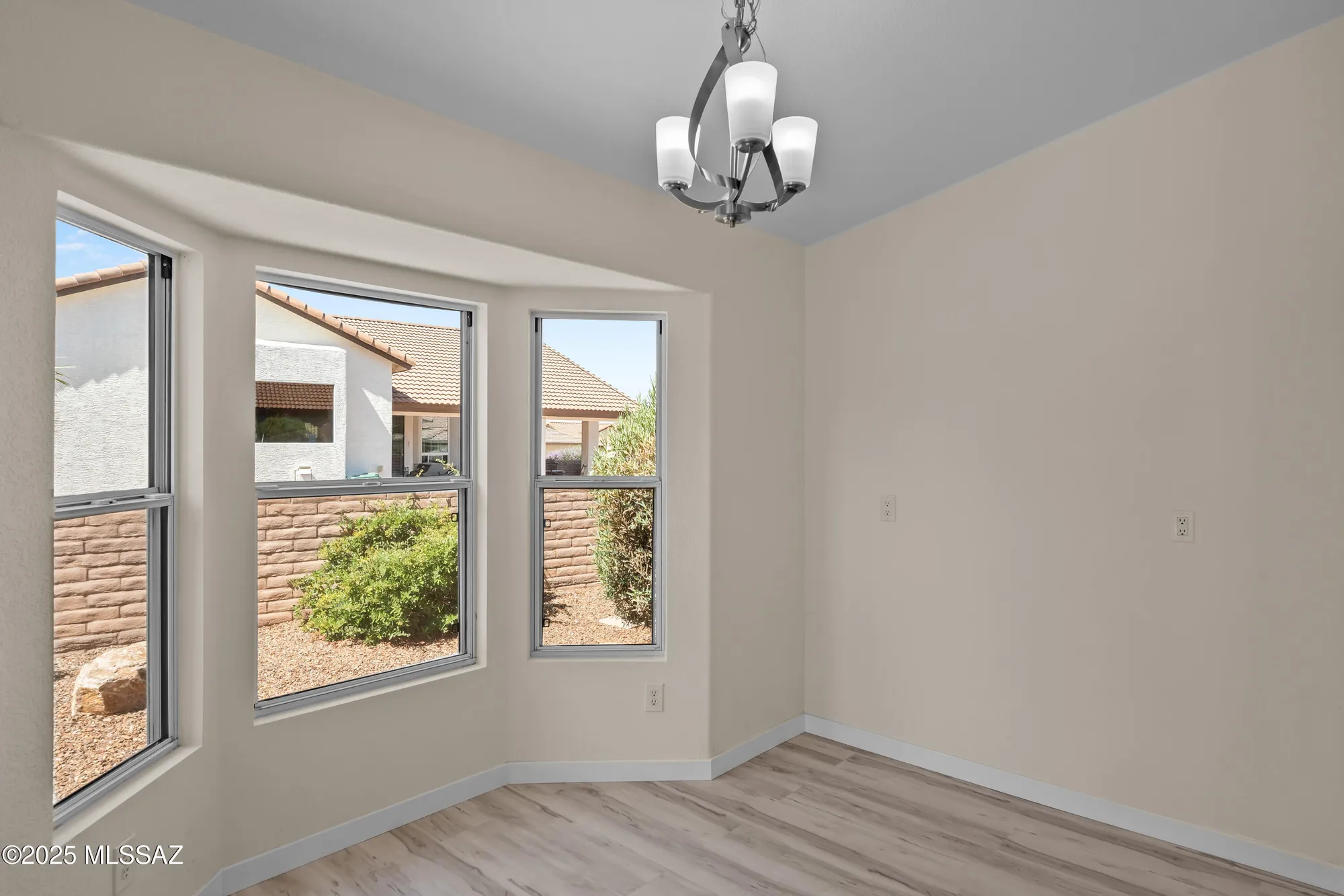 Property Slideshow image 14 of 46 | 1993 e desert lark pass, Green Valley, AZ, 85614