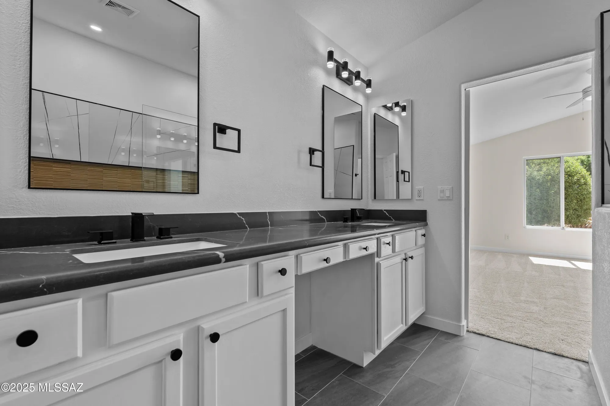 Property Slideshow image 25 of 46 | 1993 e desert lark pass, Green Valley, AZ, 85614