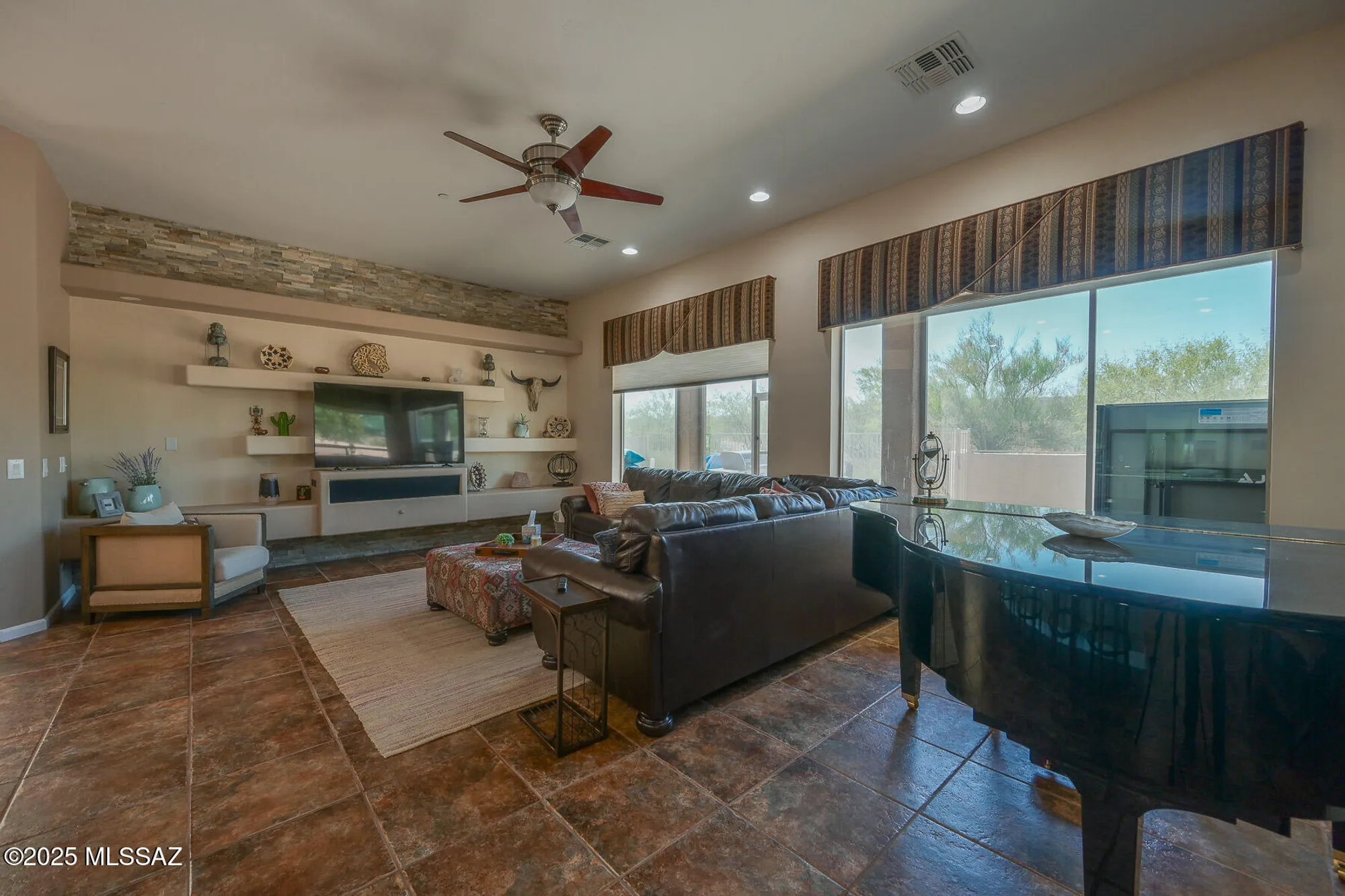 Property Slideshow image 18 of 35 | 65200 e rocky mesa dr, Saddlebrooke, AZ, 85739
