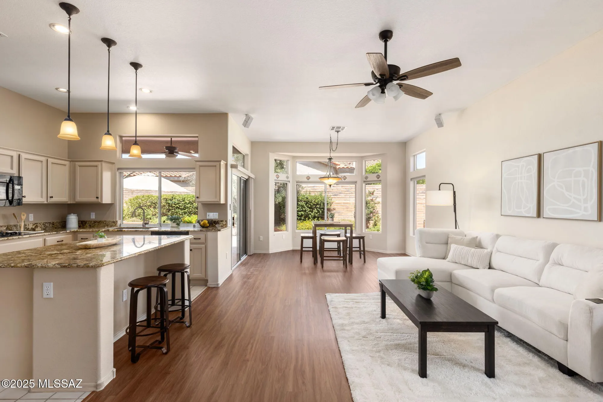 Property Slideshow image 11 of 49 | 2023 e bighorn mountain dr, Oro Valley, AZ, 85755