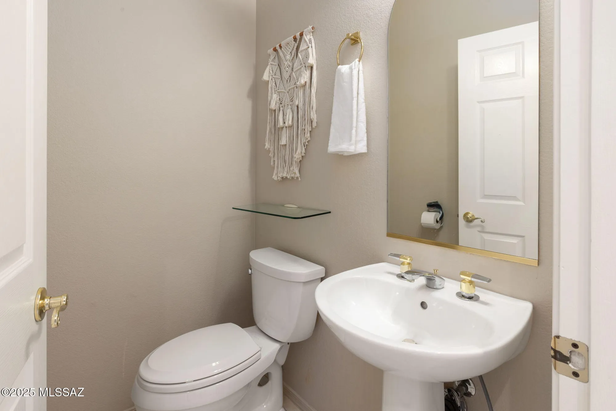 Property Slideshow image 32 of 49 | 2023 e bighorn mountain dr, Oro Valley, AZ, 85755