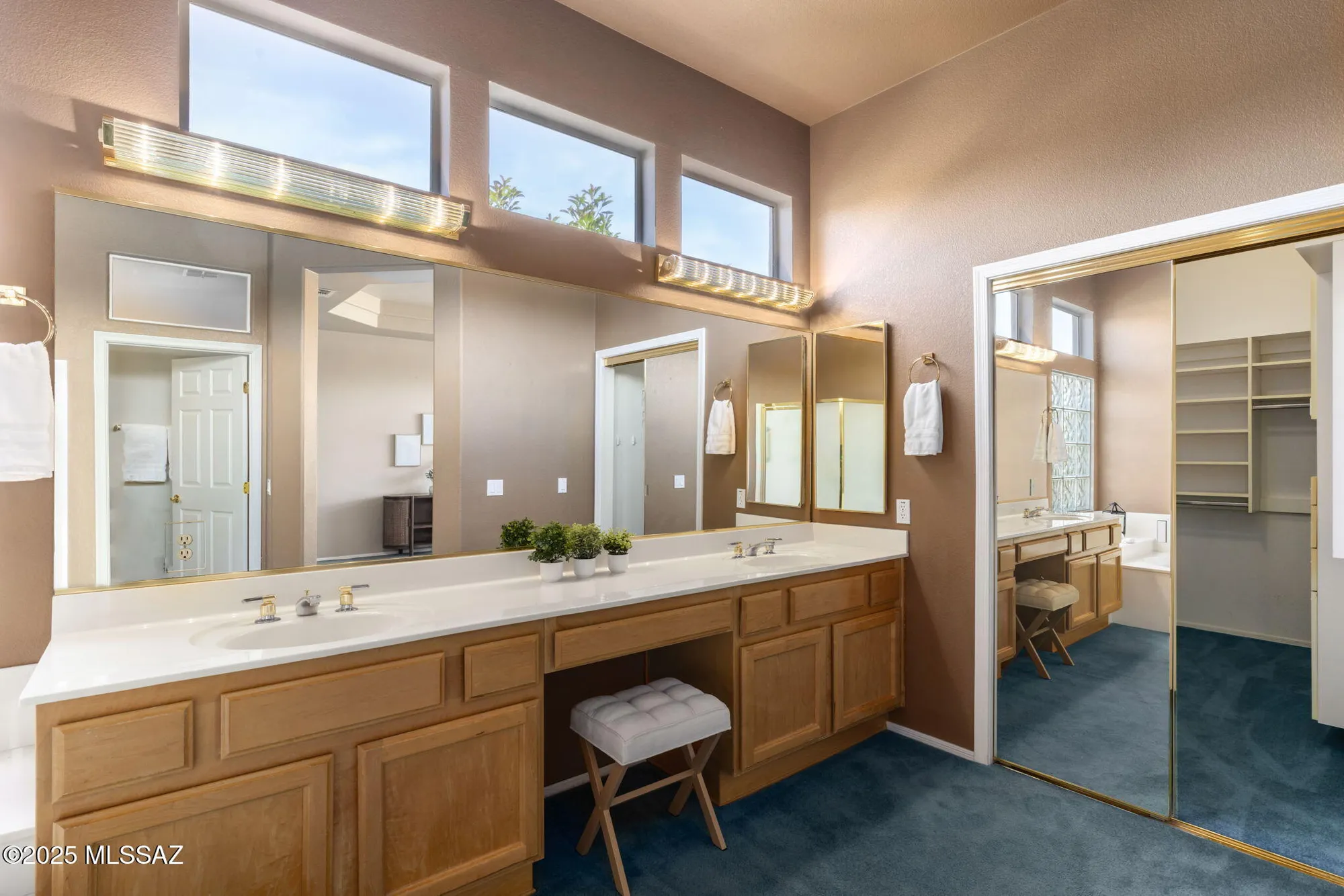 Property Slideshow image 25 of 49 | 2023 e bighorn mountain dr, Oro Valley, AZ, 85755