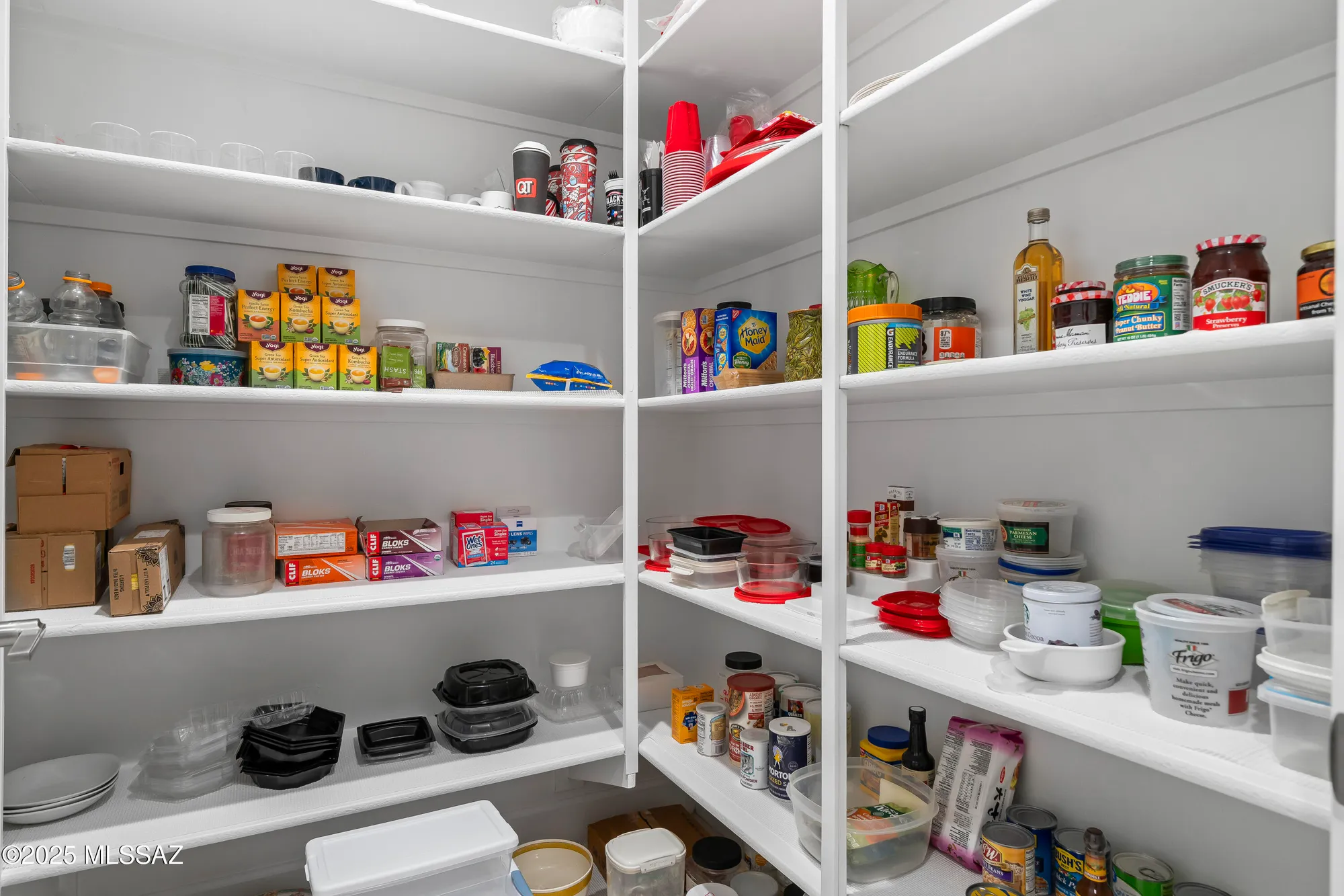 Property Slideshow image 19 of 50 | 35185 s palisade pl, Tucson, AZ, 85739